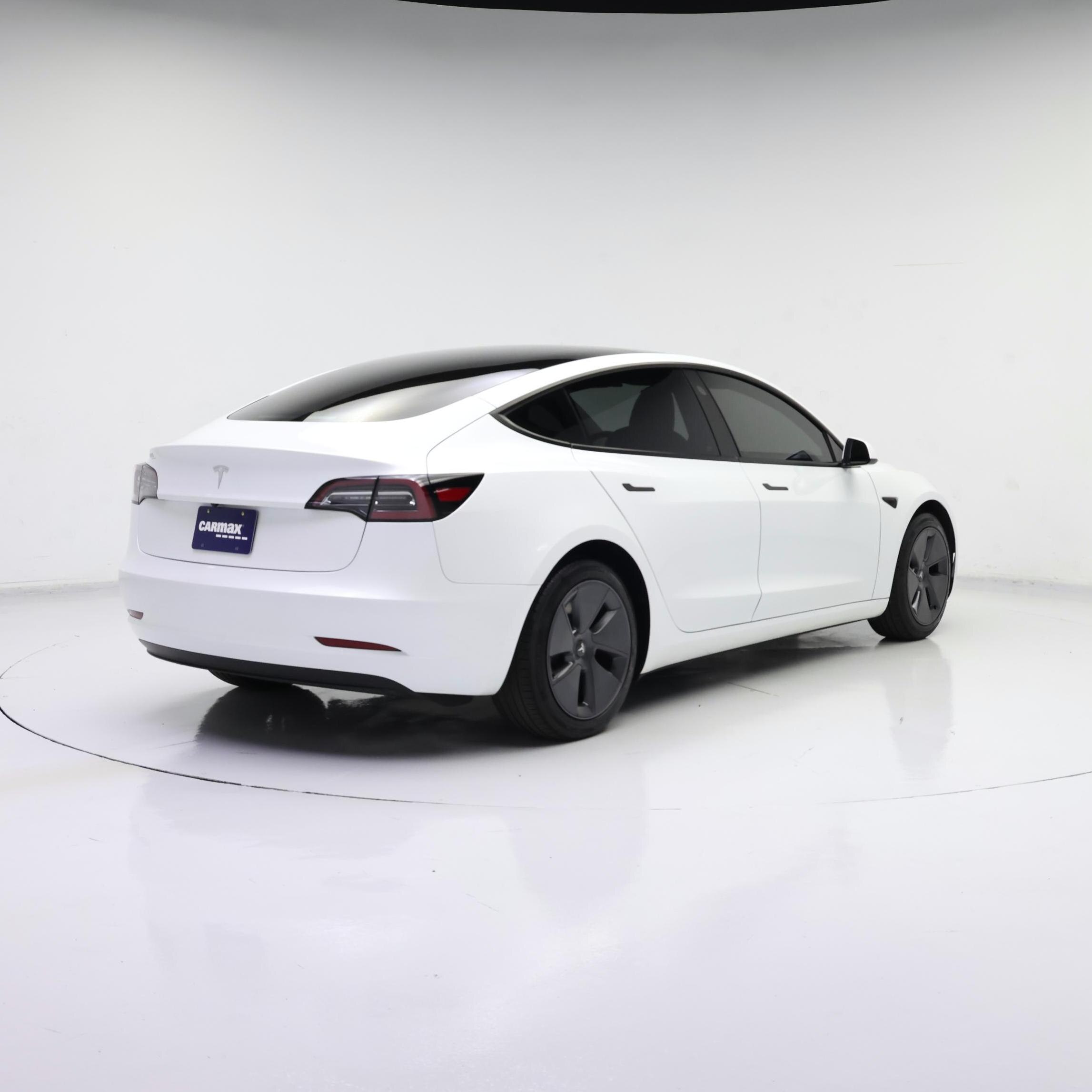 Thumbnail: 2023 Tesla Model 3 - 8