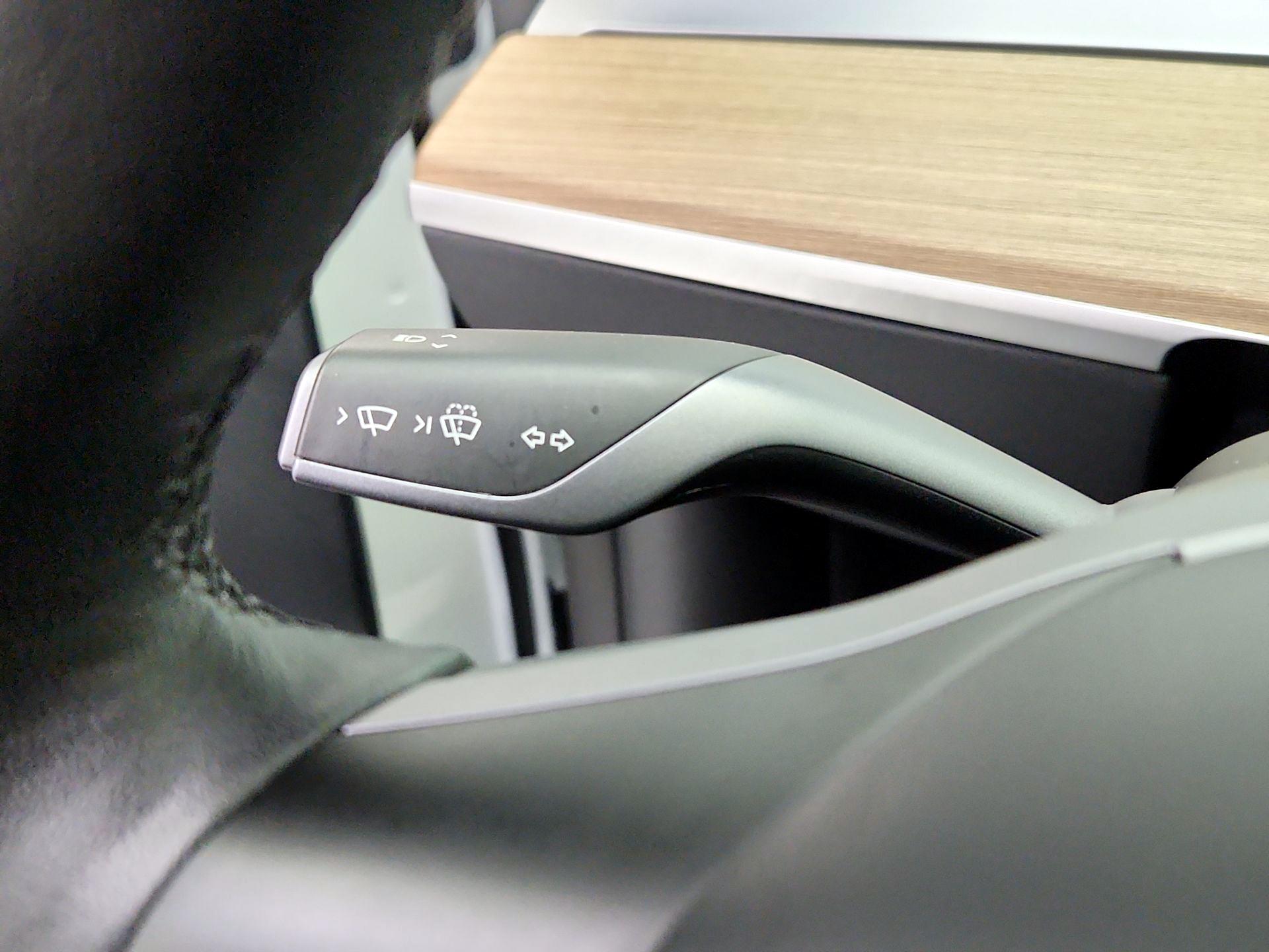 Thumbnail: 2023 Tesla Model Y - 13