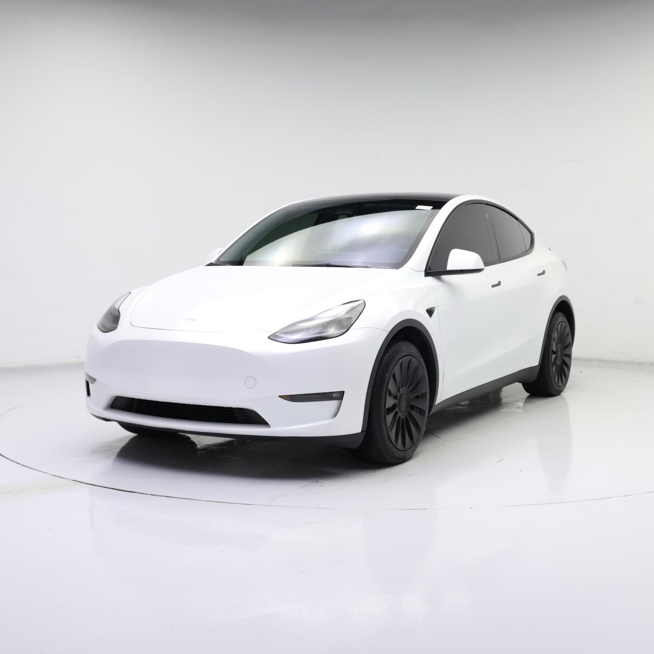 Thumbnail: 2023 Tesla Model Y - 4