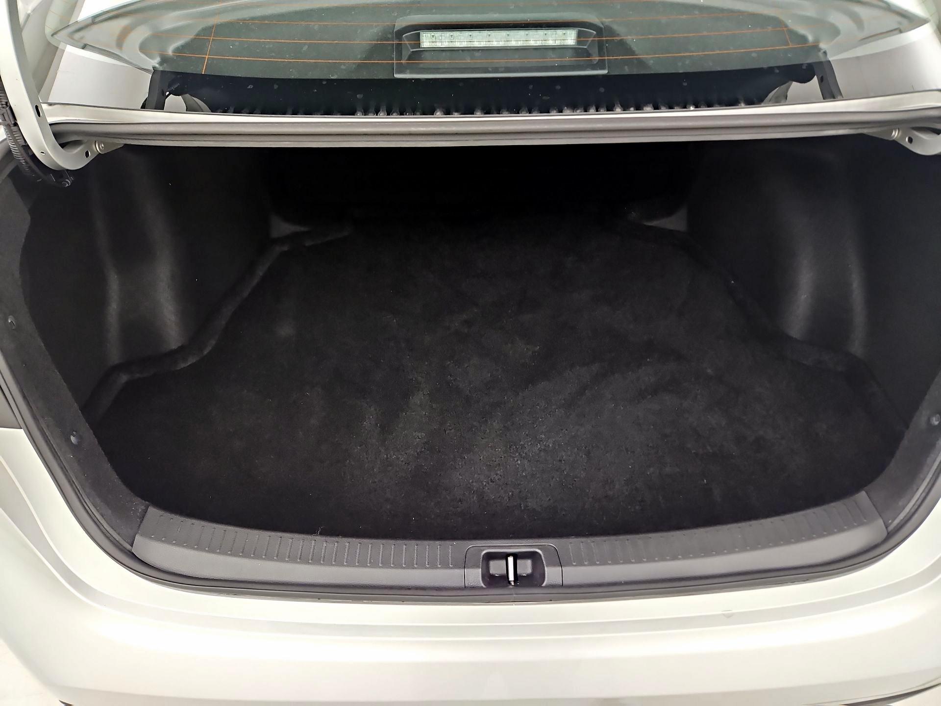 Thumbnail: 2025 Toyota Corolla - 19