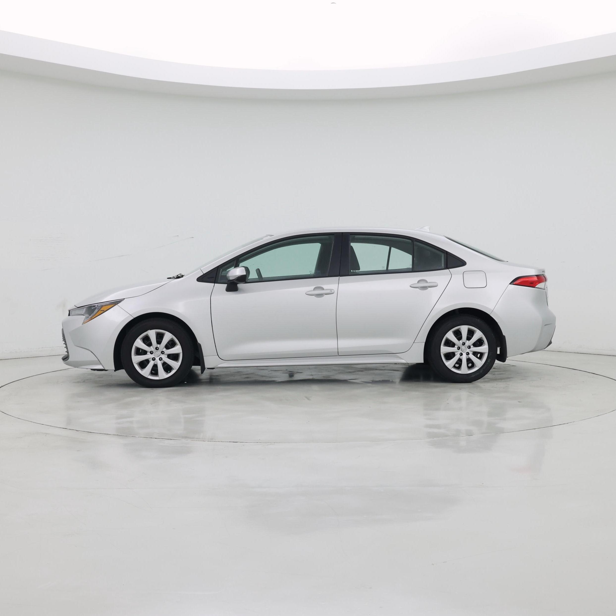 Thumbnail: 2025 Toyota Corolla - 3