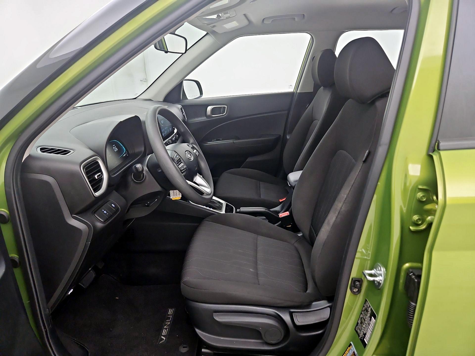 Thumbnail: 2024 Hyundai Venue - 11