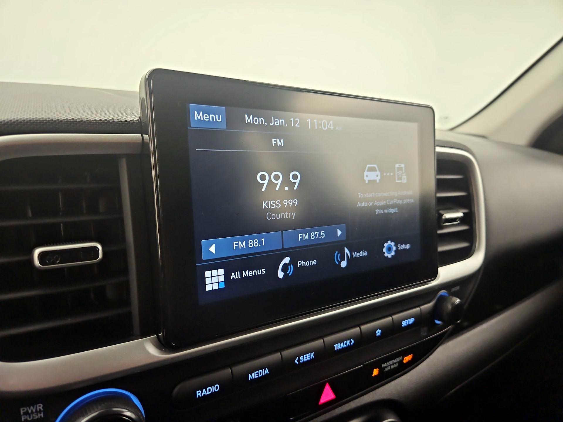 Thumbnail: 2024 Hyundai Venue - 15