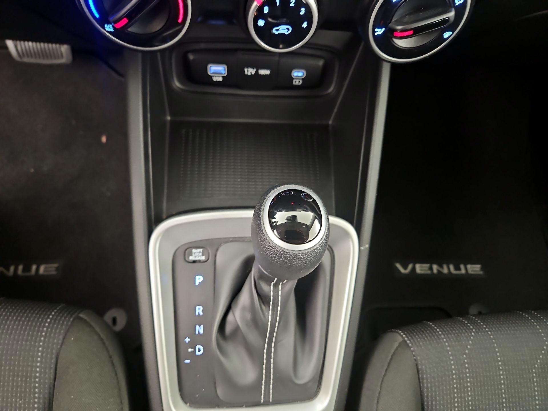 Thumbnail: 2024 Hyundai Venue - 17