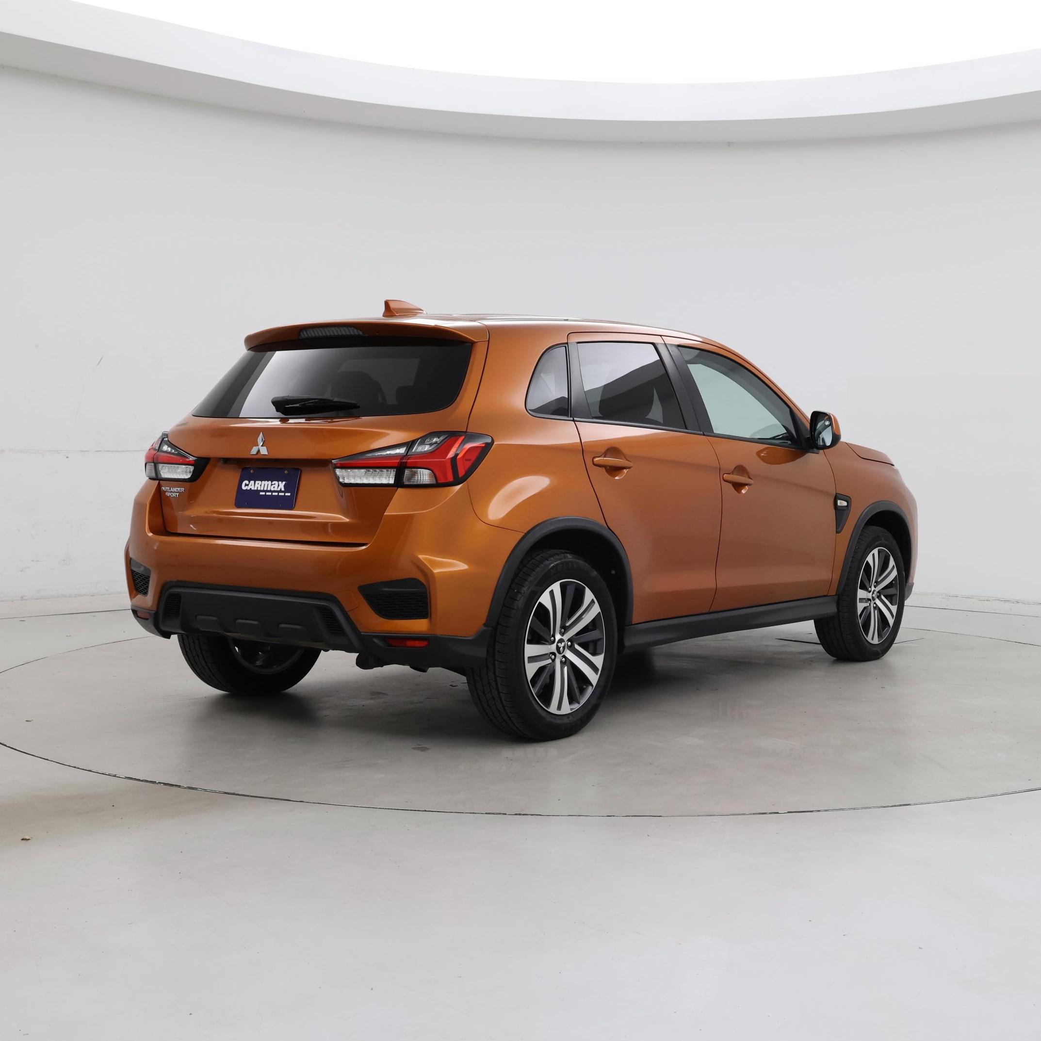 Thumbnail: 2021 Mitsubishi Outlander Sport - 8