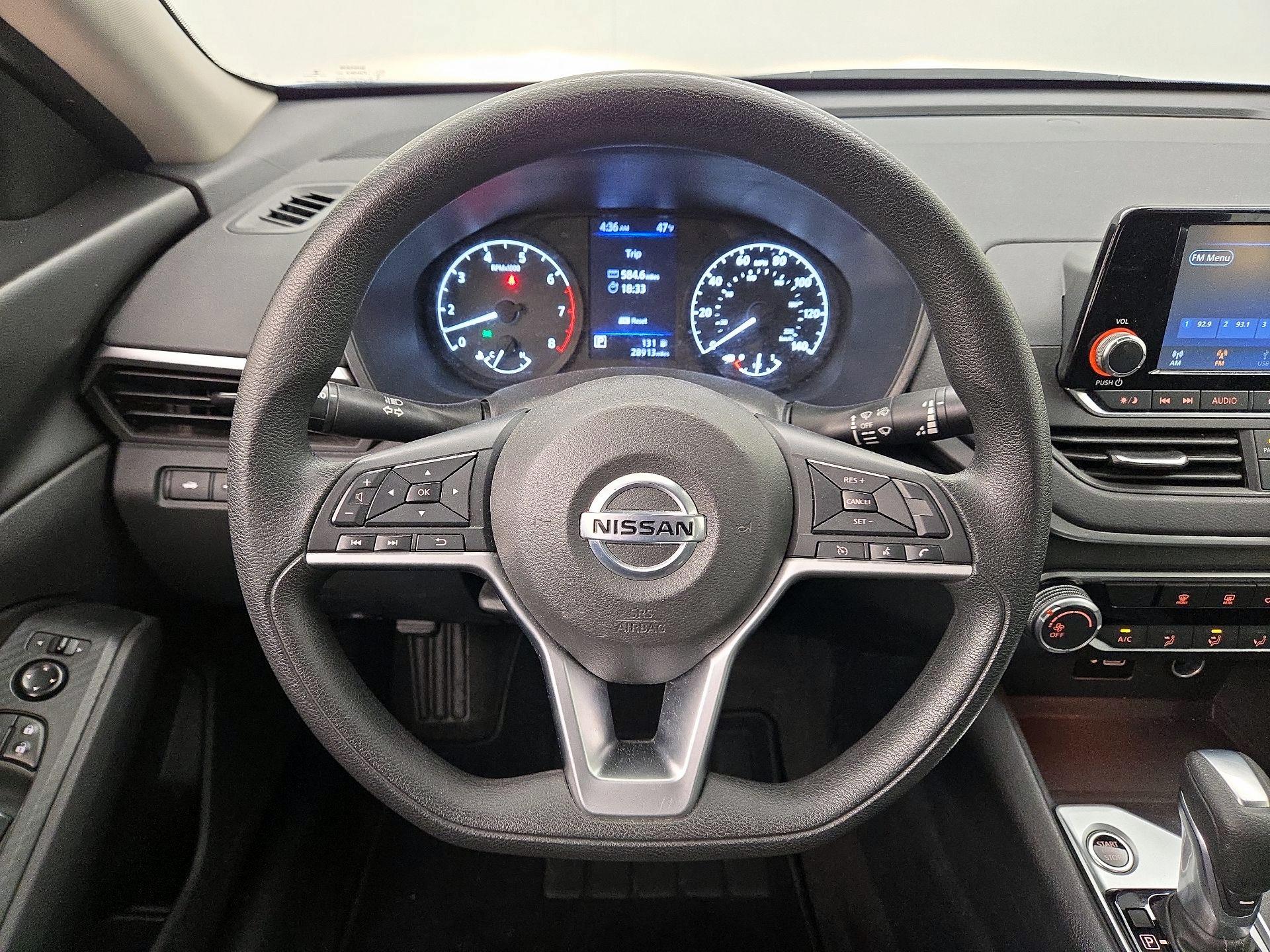 Thumbnail: 2021 Nissan Altima - 10