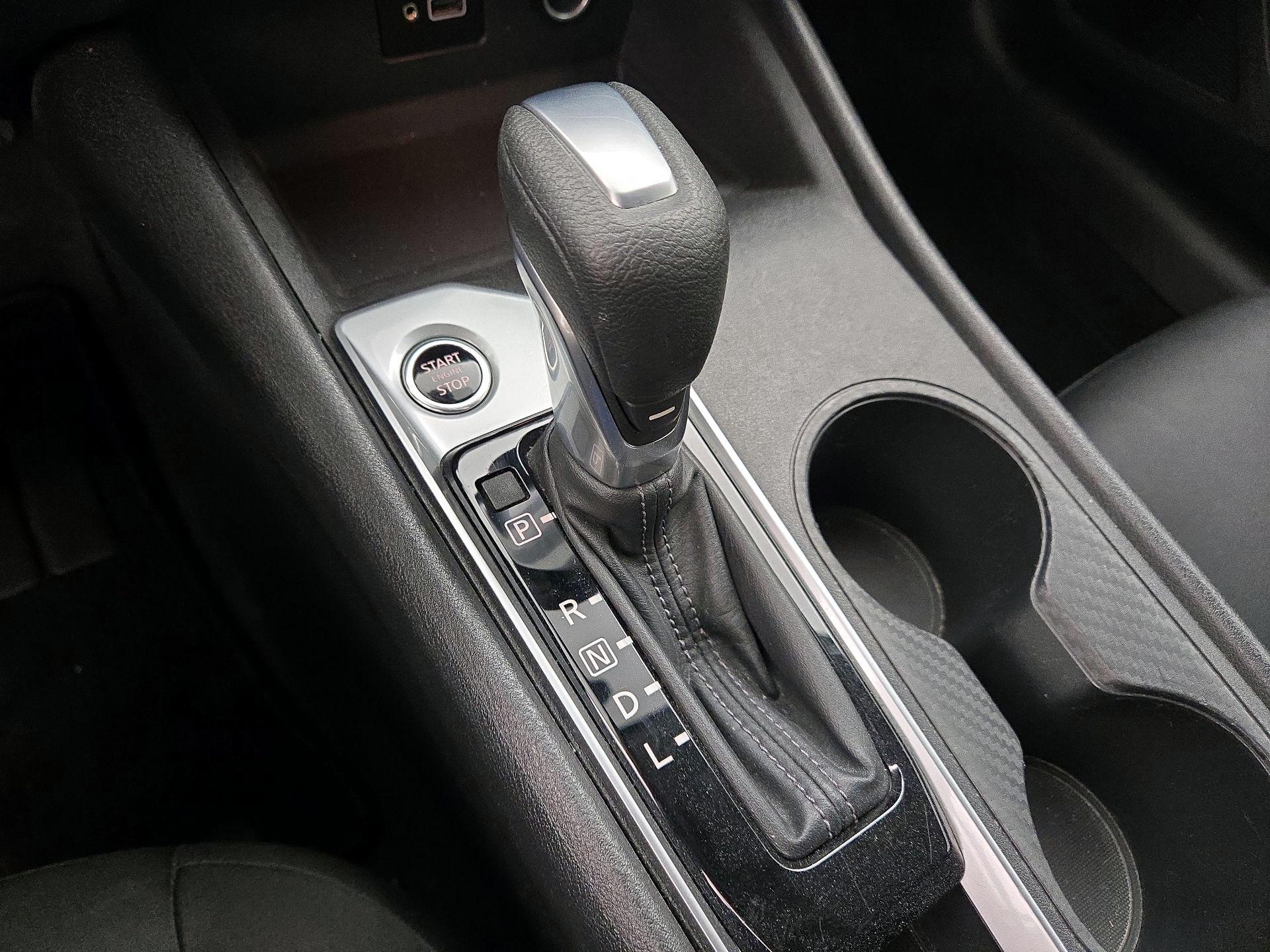 Thumbnail: 2021 Nissan Altima - 17