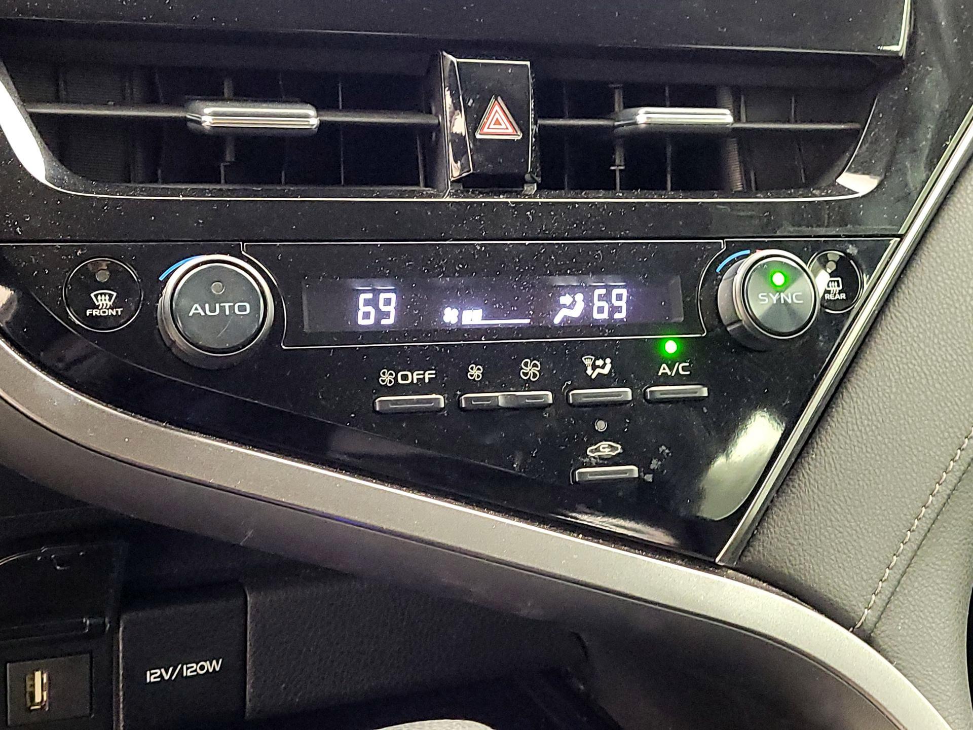 Thumbnail: 2023 Toyota Camry - 16