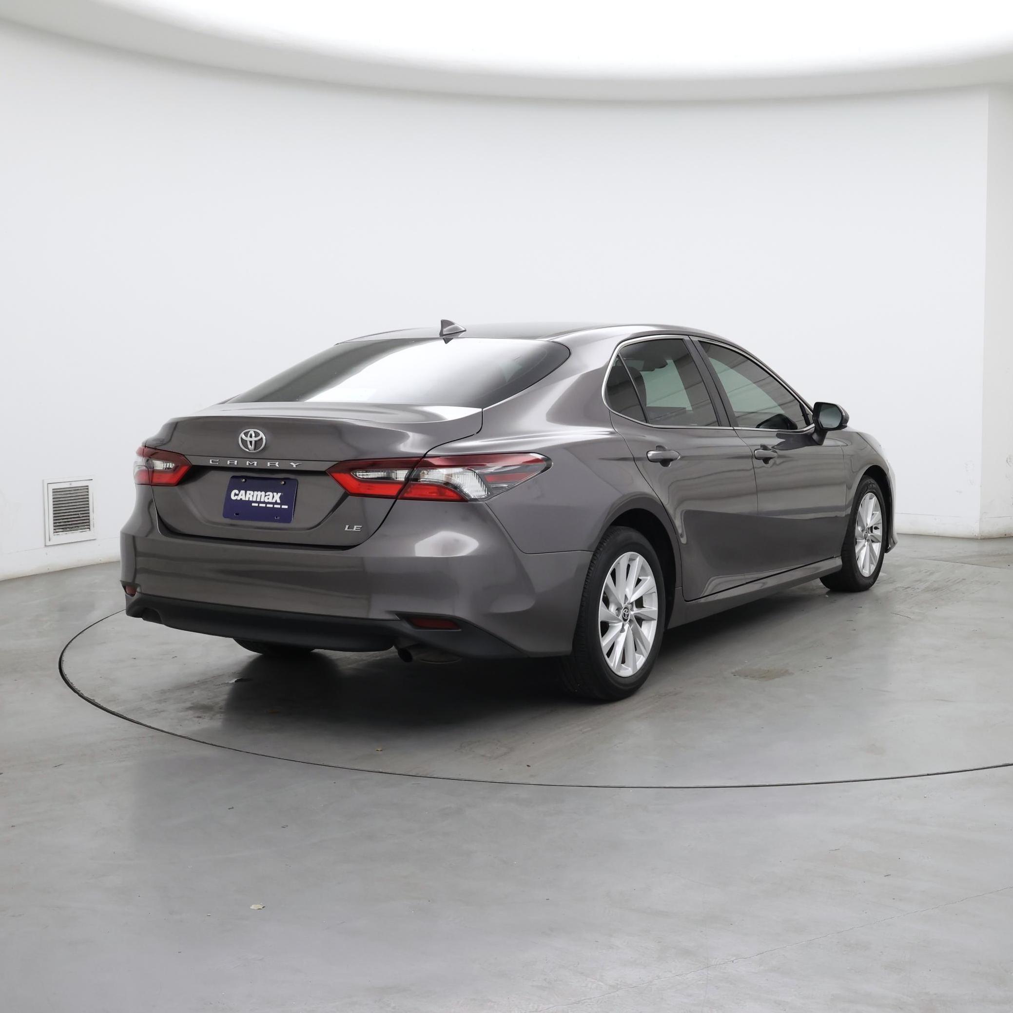 Thumbnail: 2023 Toyota Camry - 8