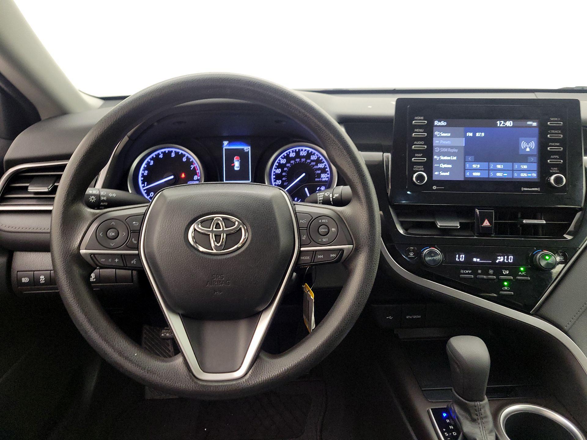 Thumbnail: 2022 Toyota Camry - 10