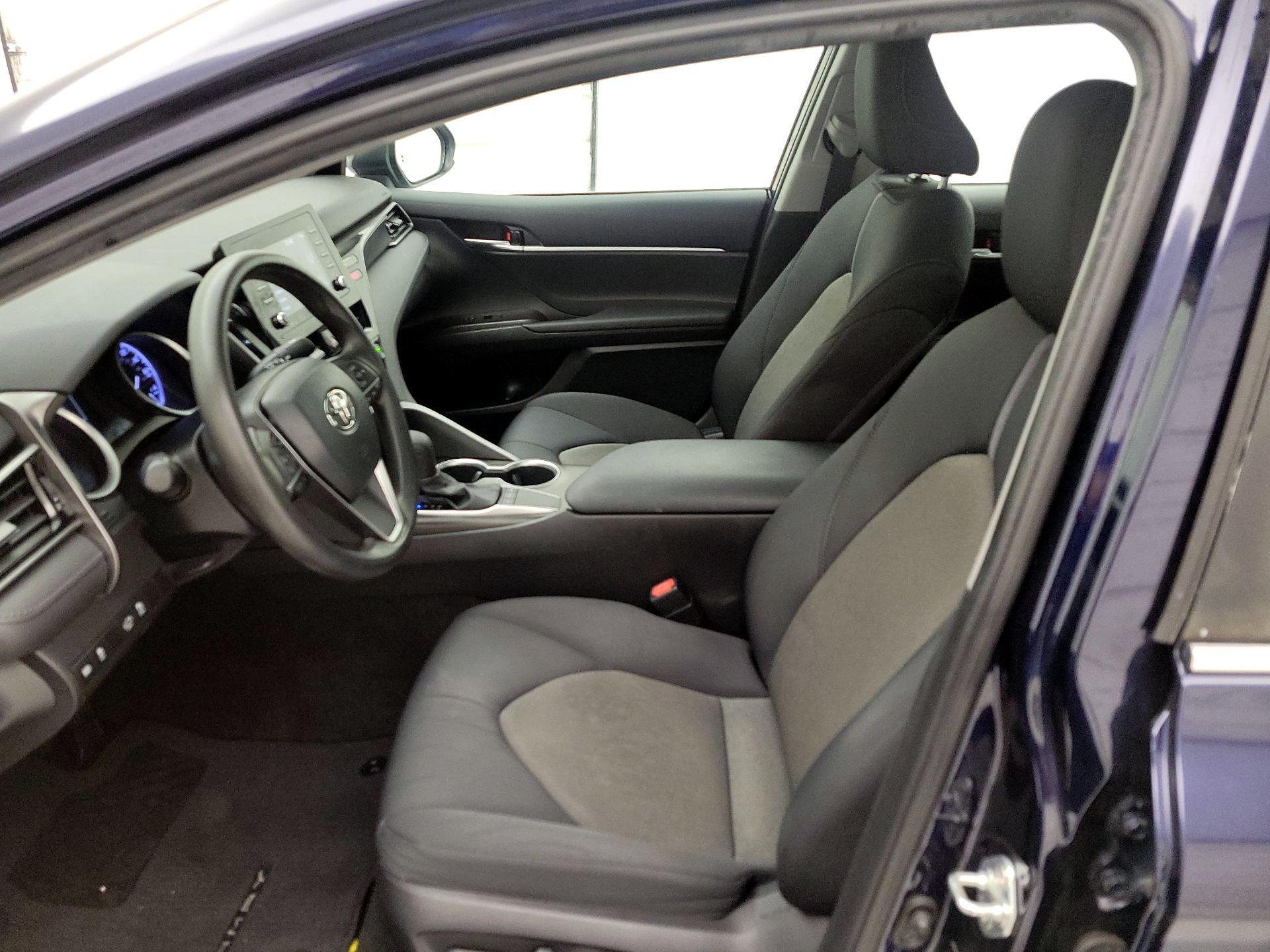 Thumbnail: 2022 Toyota Camry - 11