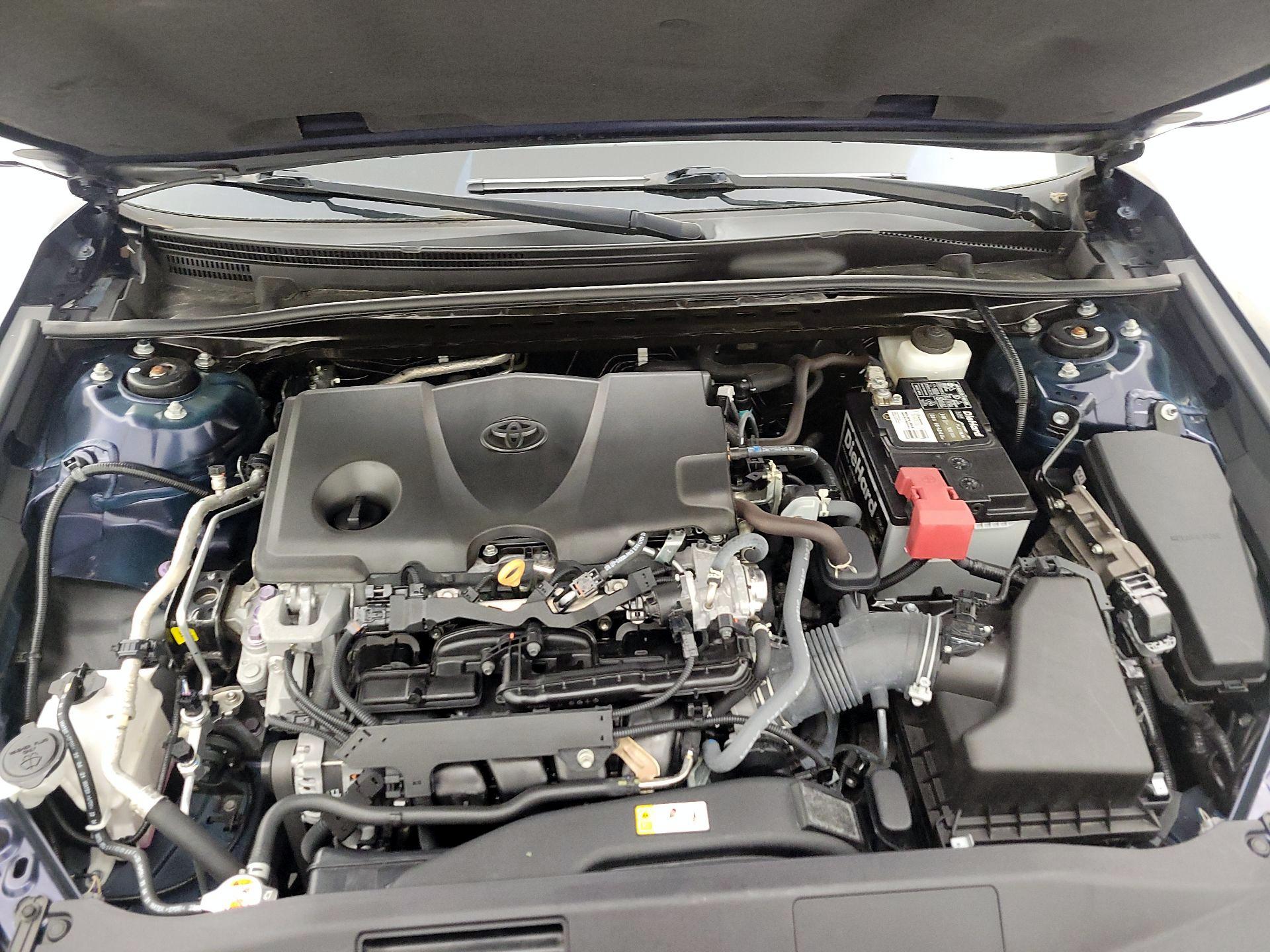 Thumbnail: 2022 Toyota Camry - 17