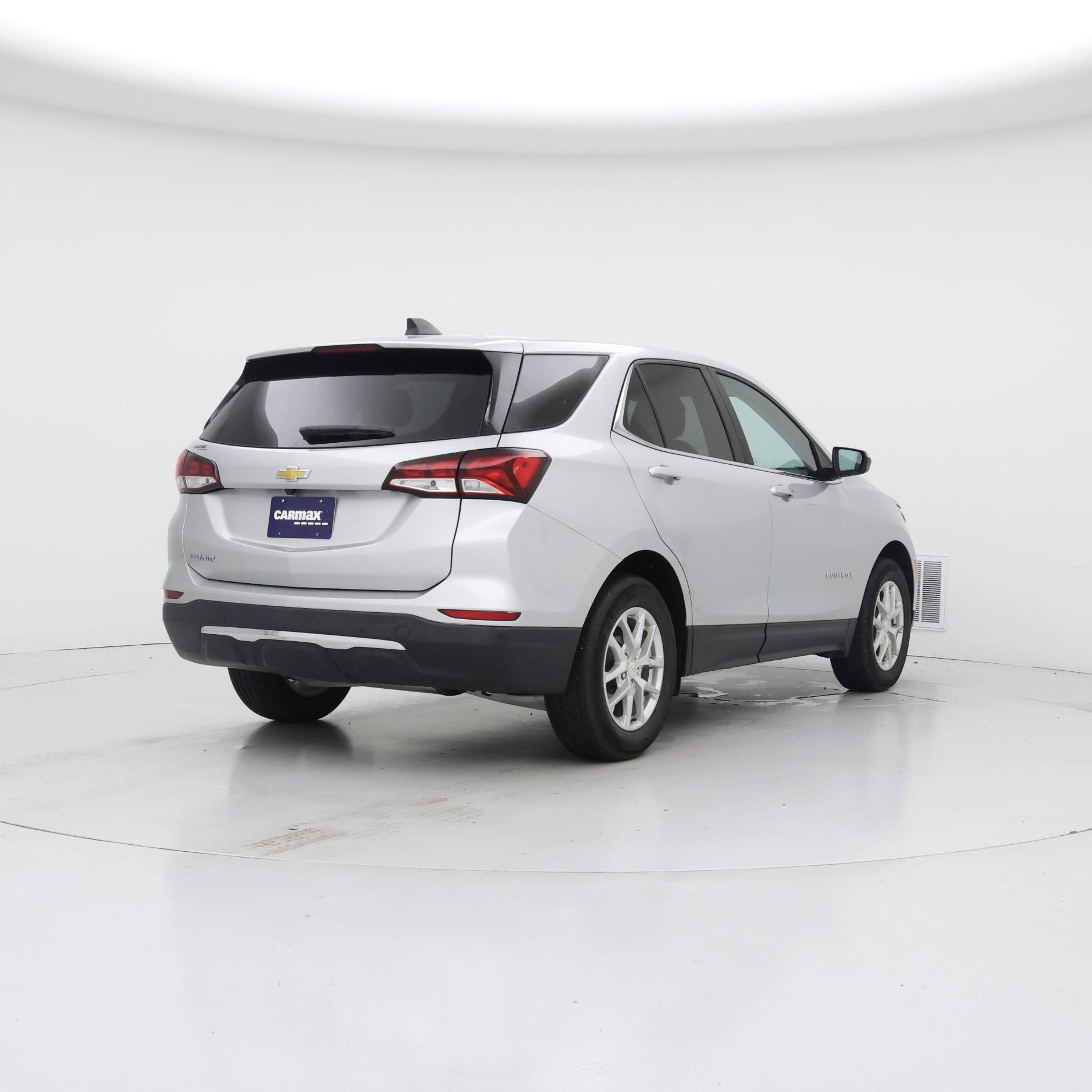 Thumbnail: 2022 Chevrolet Equinox - 8