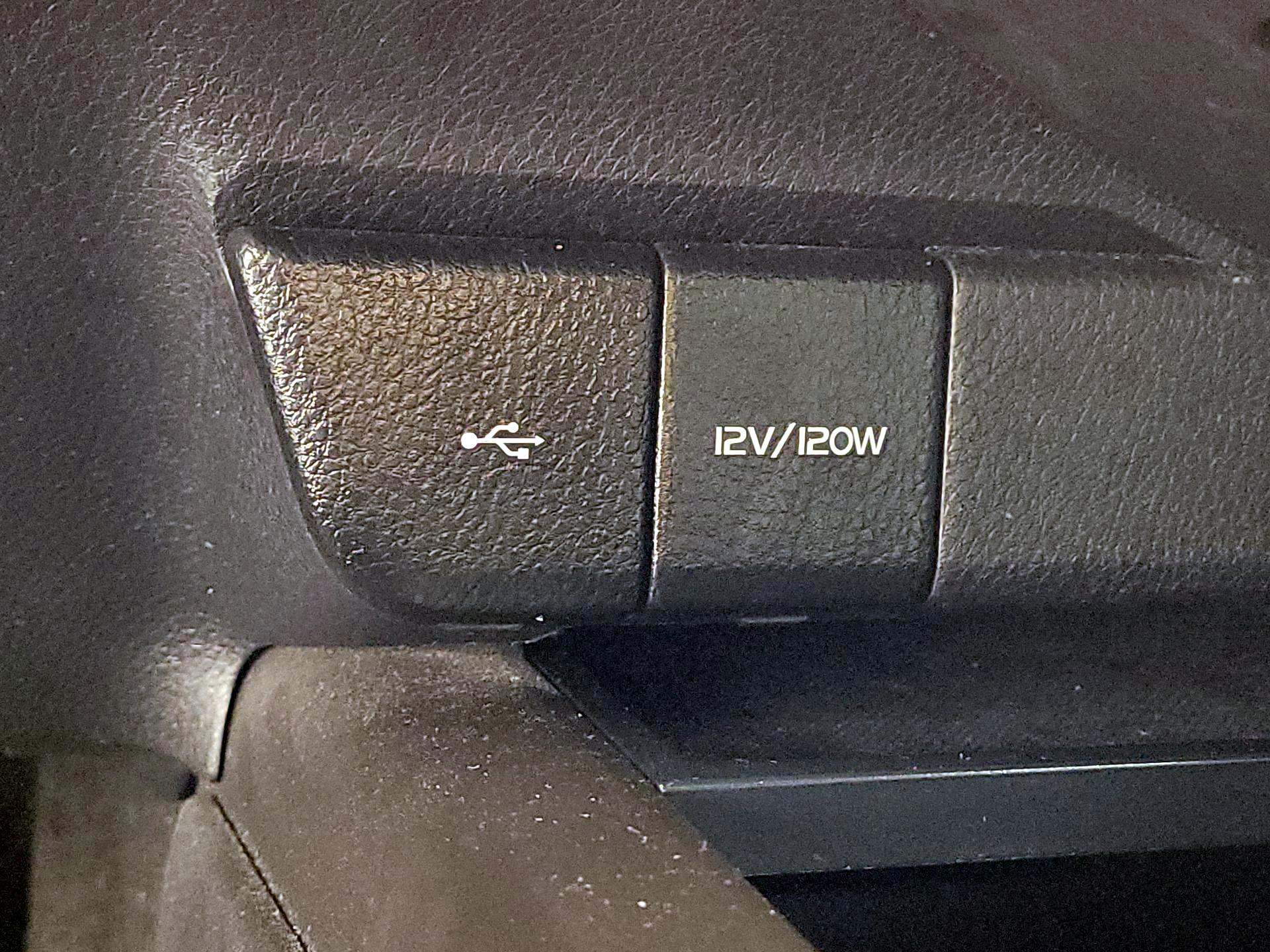 Thumbnail: 2023 Toyota Camry - 18