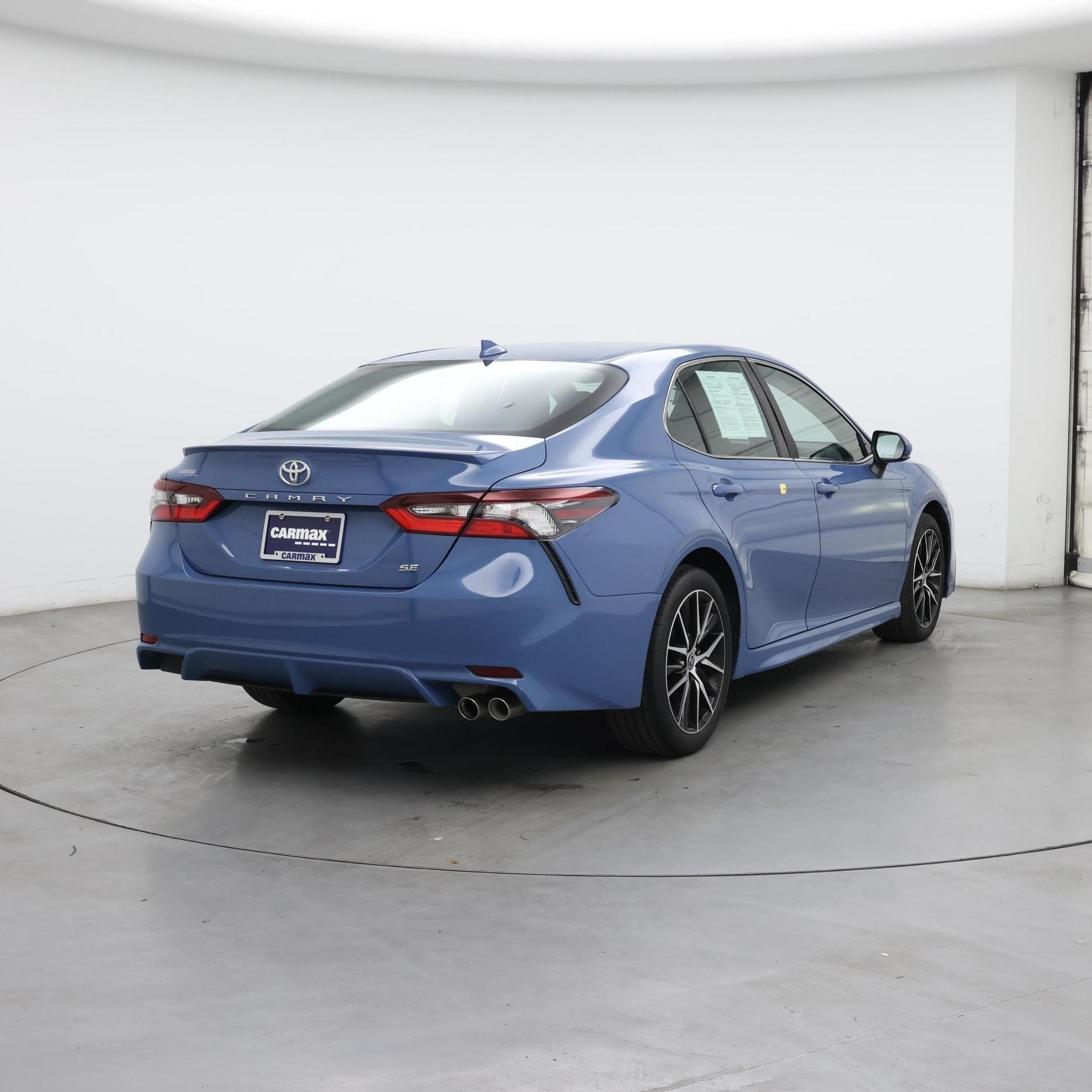 Thumbnail: 2023 Toyota Camry - 8