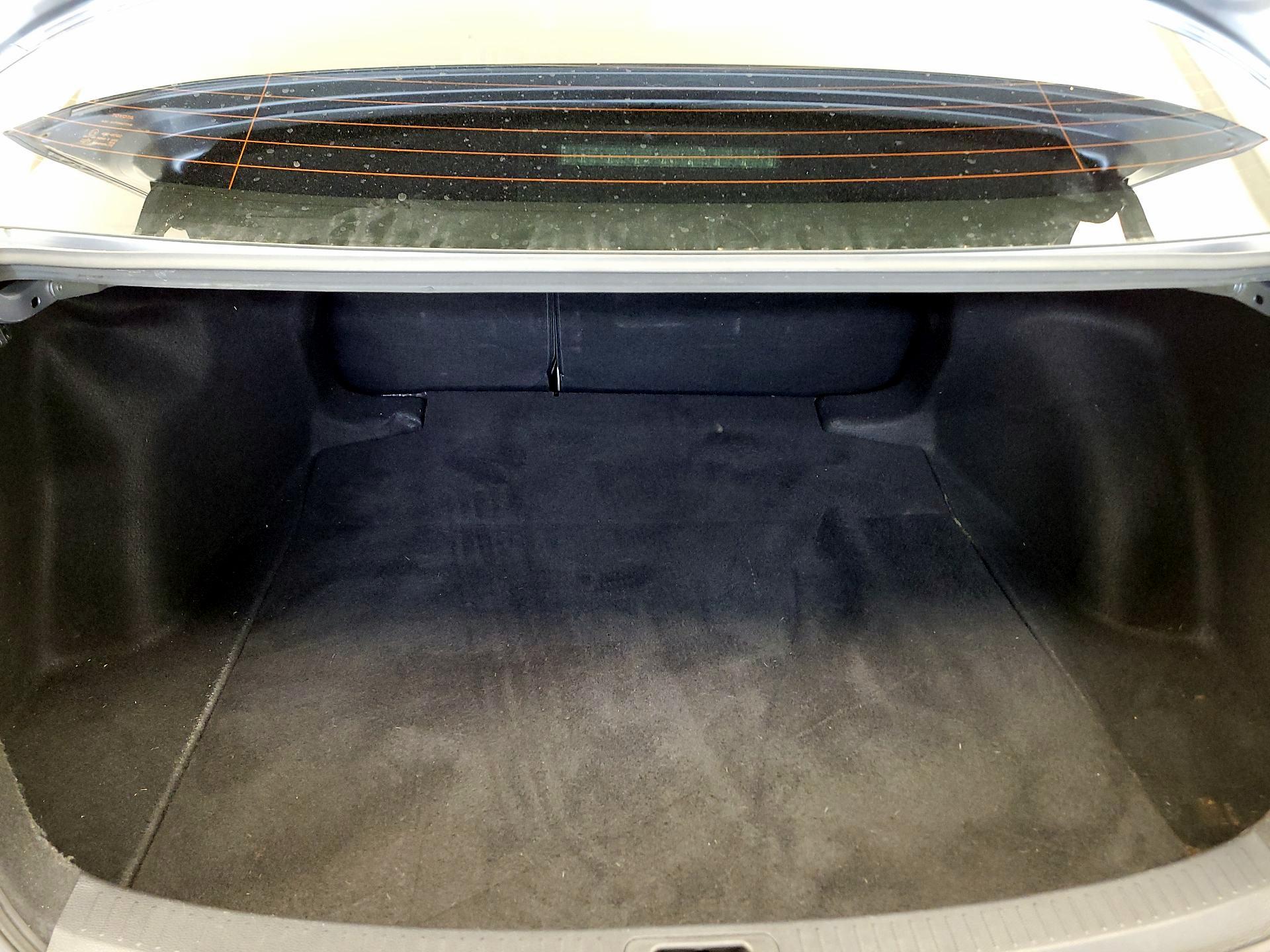 Thumbnail: 2022 Toyota Corolla - 16