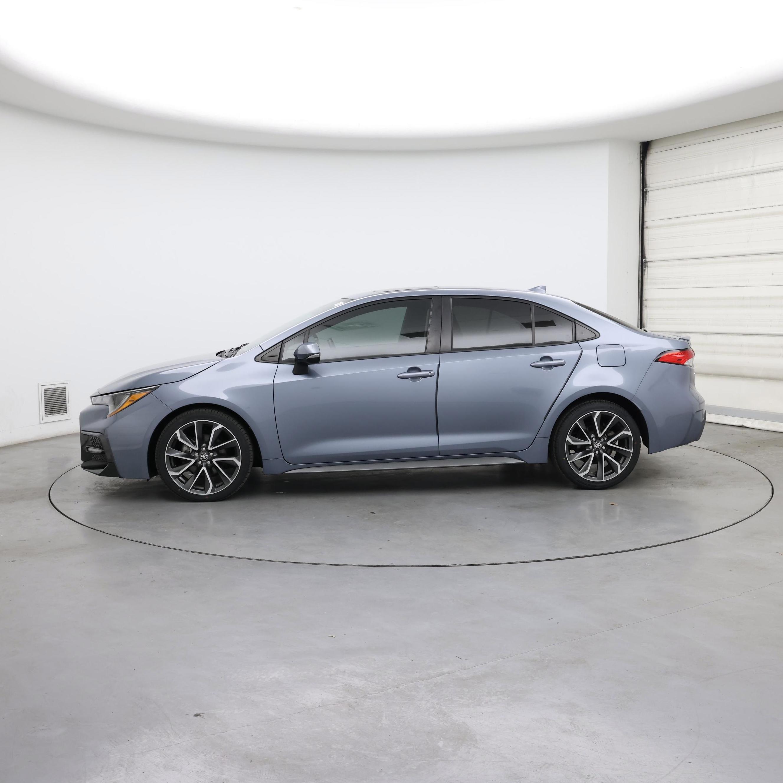 Thumbnail: 2022 Toyota Corolla - 3