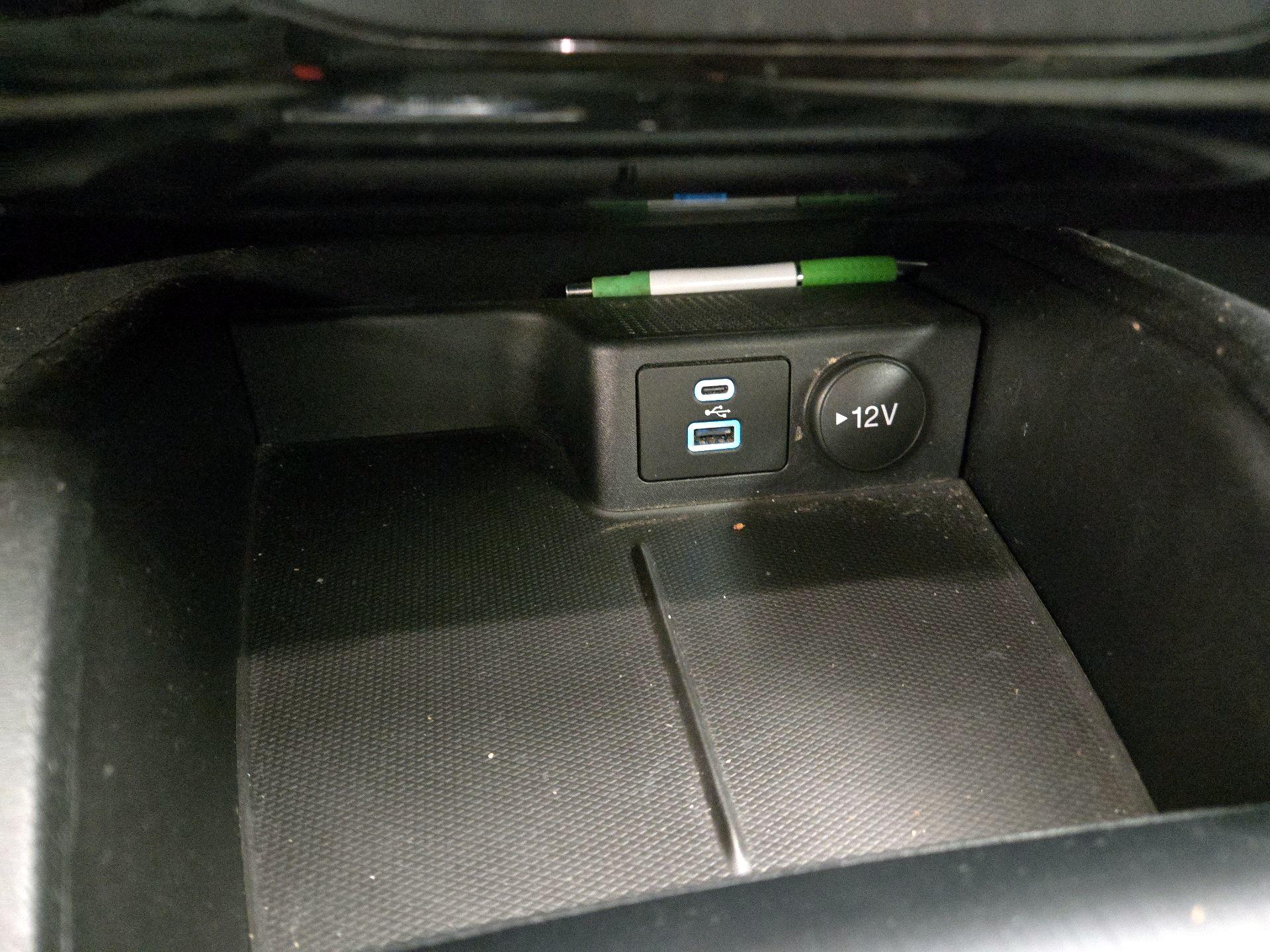 Thumbnail: 2022 Ford Escape - 18