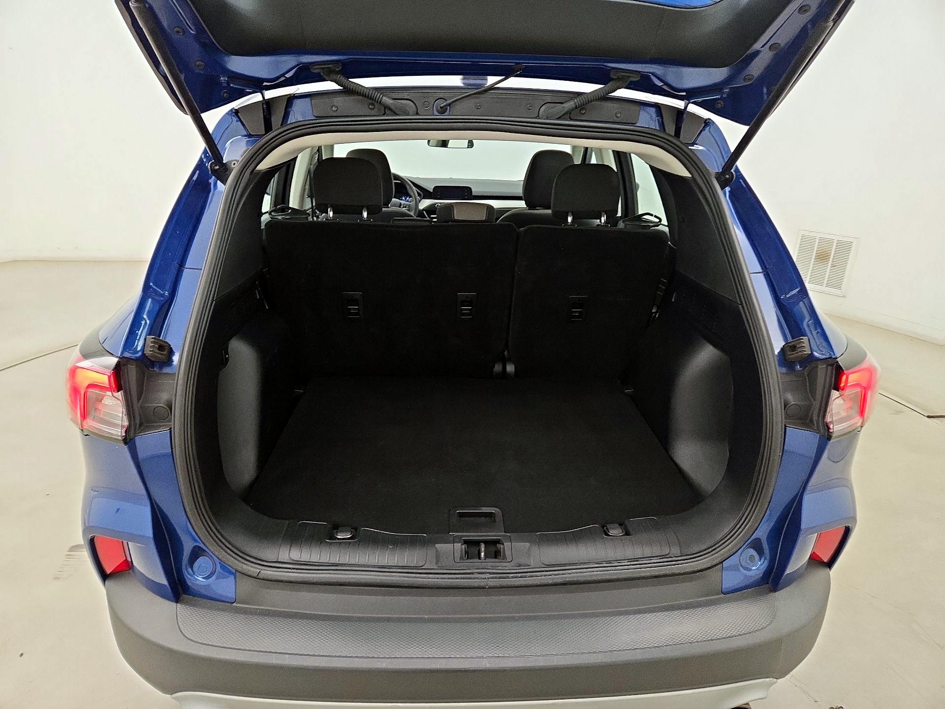 Thumbnail: 2022 Ford Escape - 20