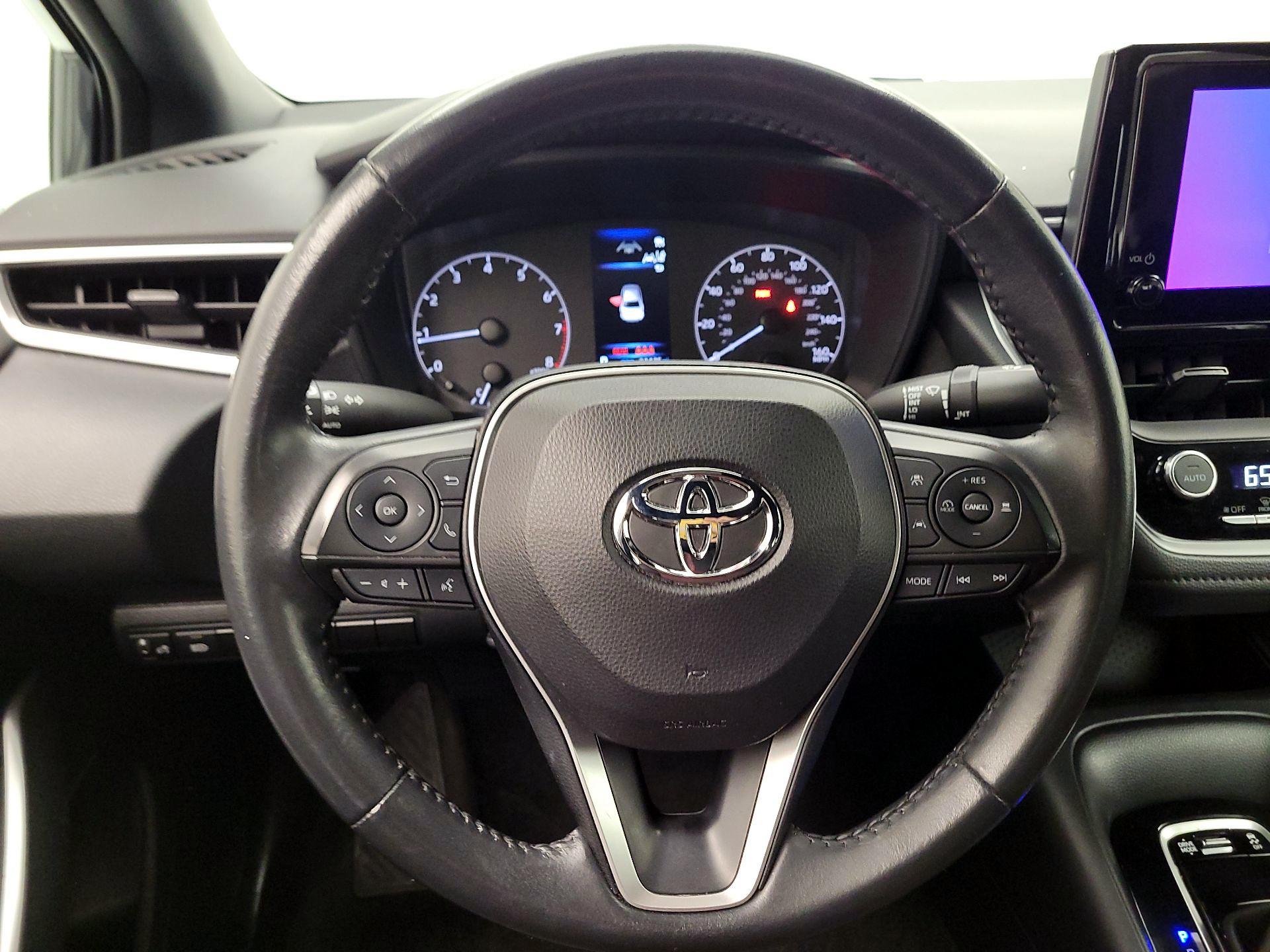 Thumbnail: 2023 Toyota Corolla - 10