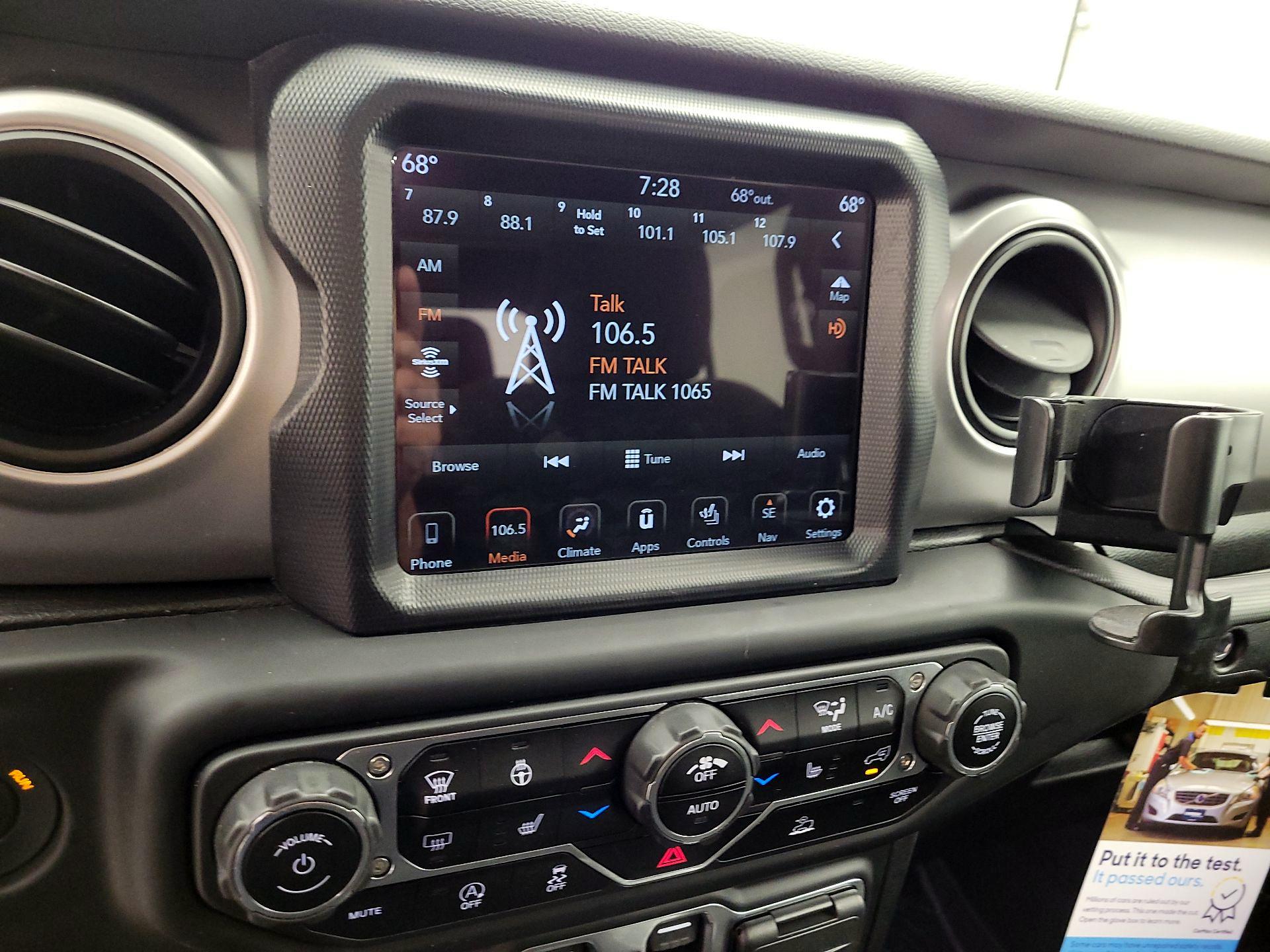 Thumbnail: 2021 Jeep Gladiator - 13