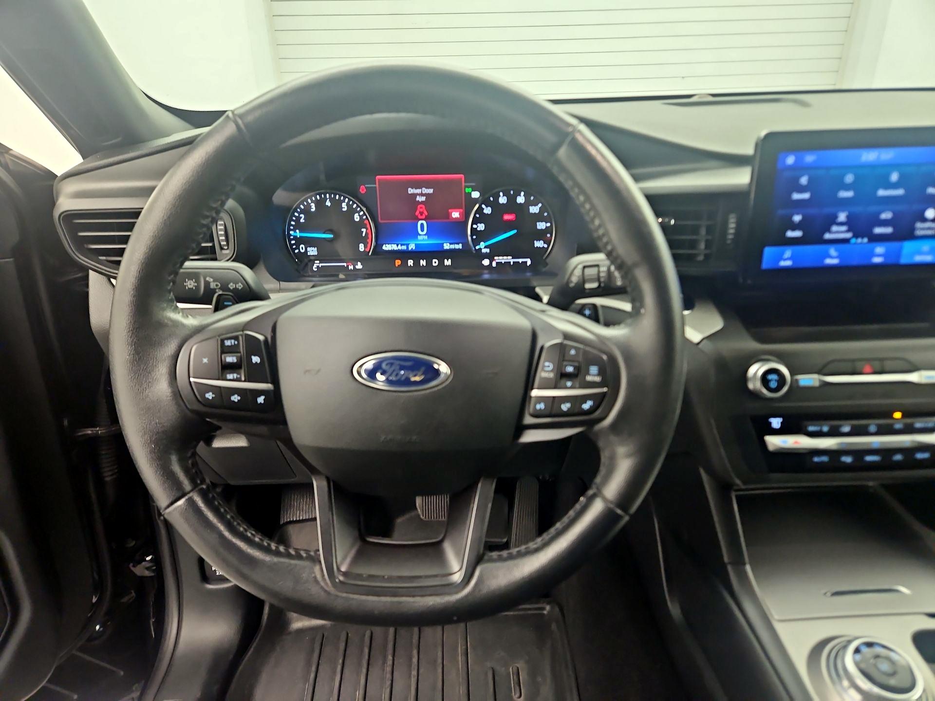 Thumbnail: 2020 Ford Explorer - 10