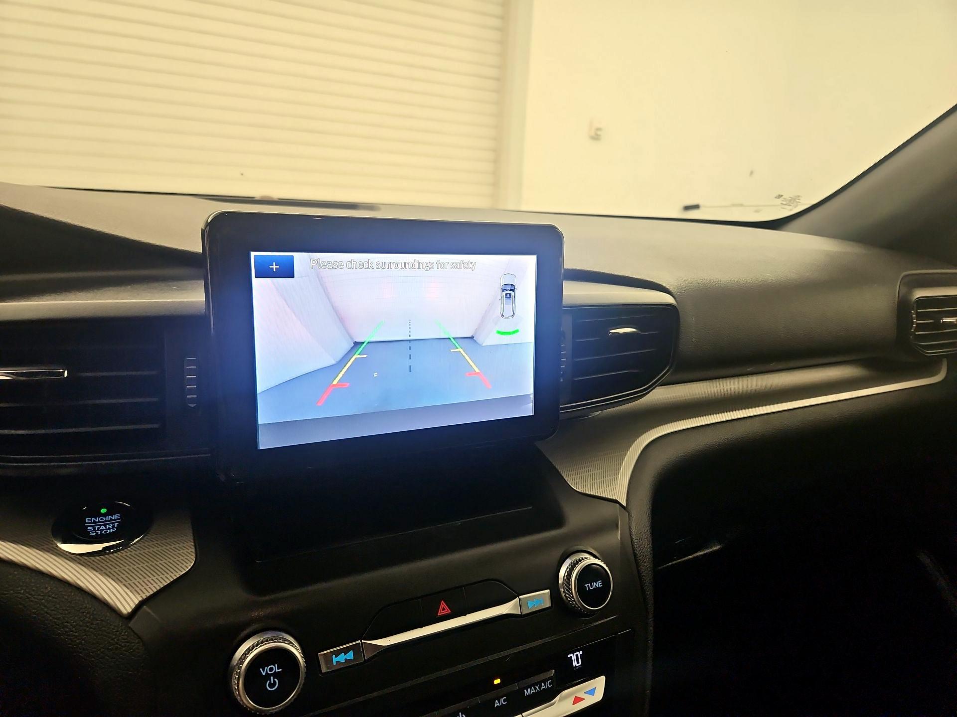 Thumbnail: 2020 Ford Explorer - 14