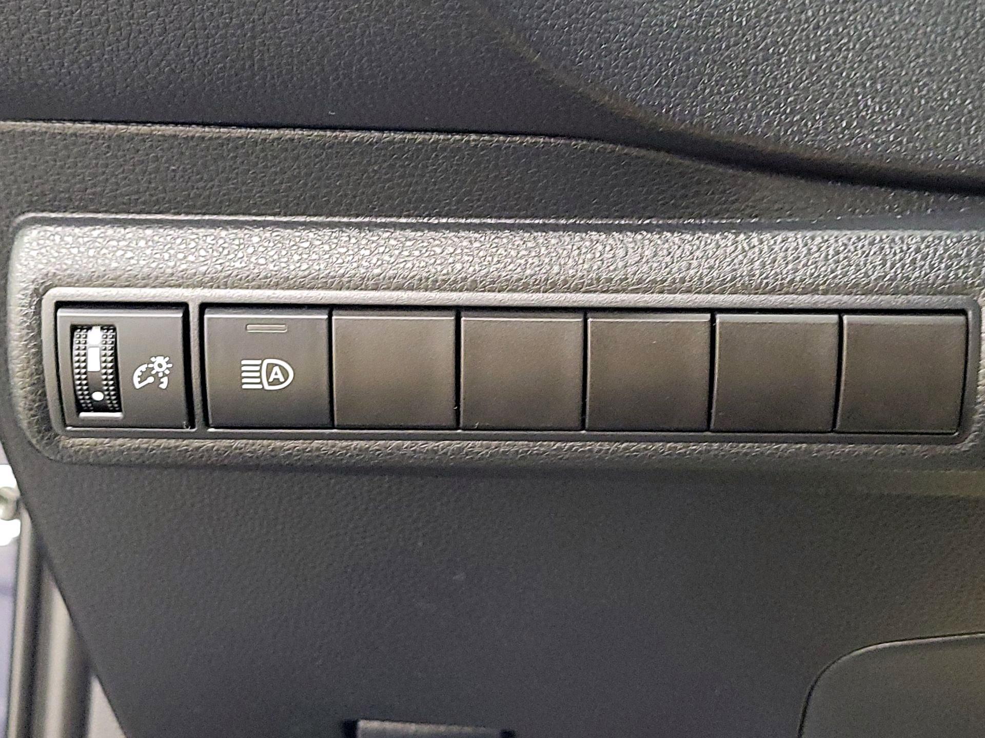 Thumbnail: 2022 Toyota Corolla - 13