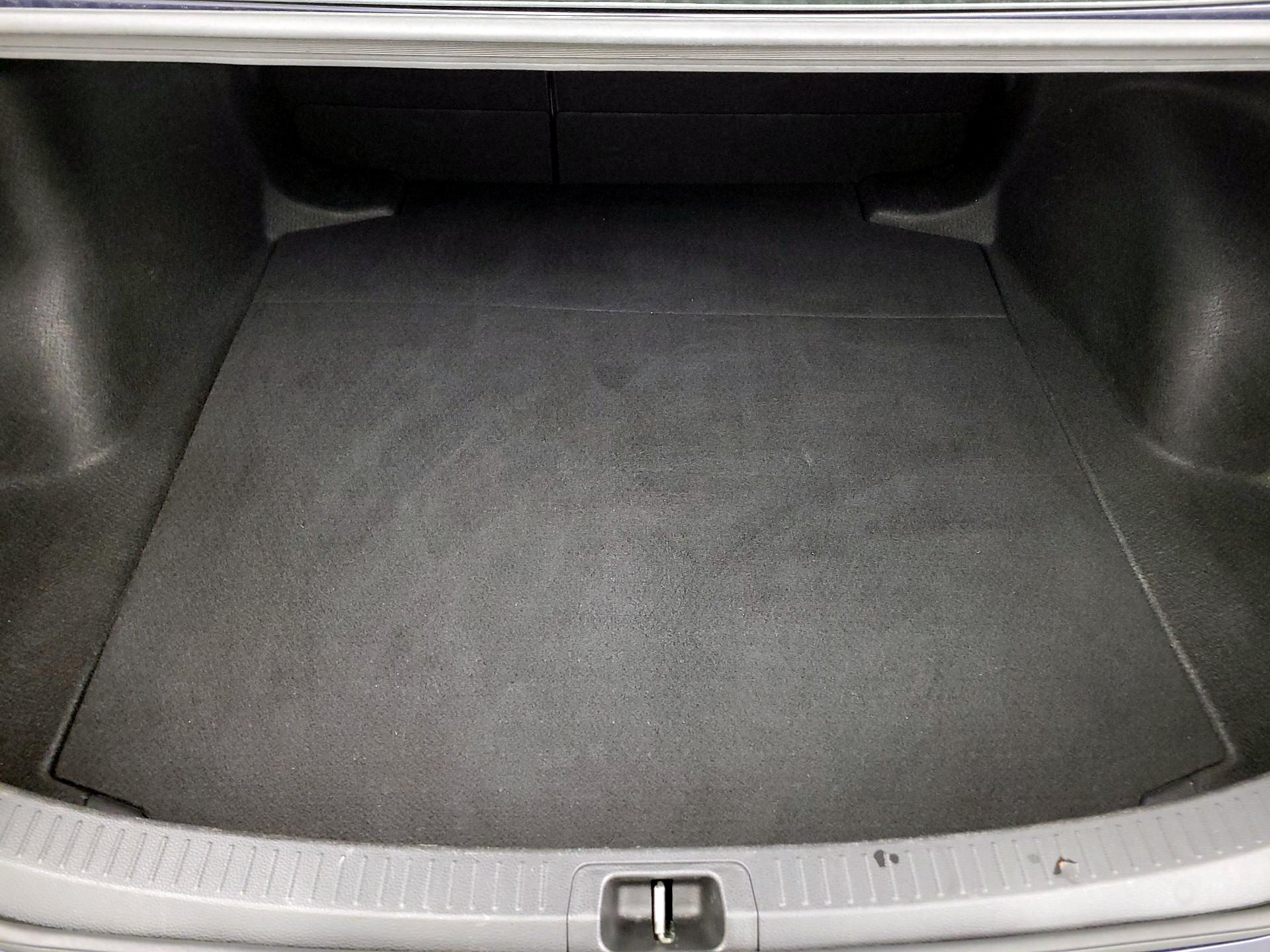 Thumbnail: 2022 Toyota Corolla - 20