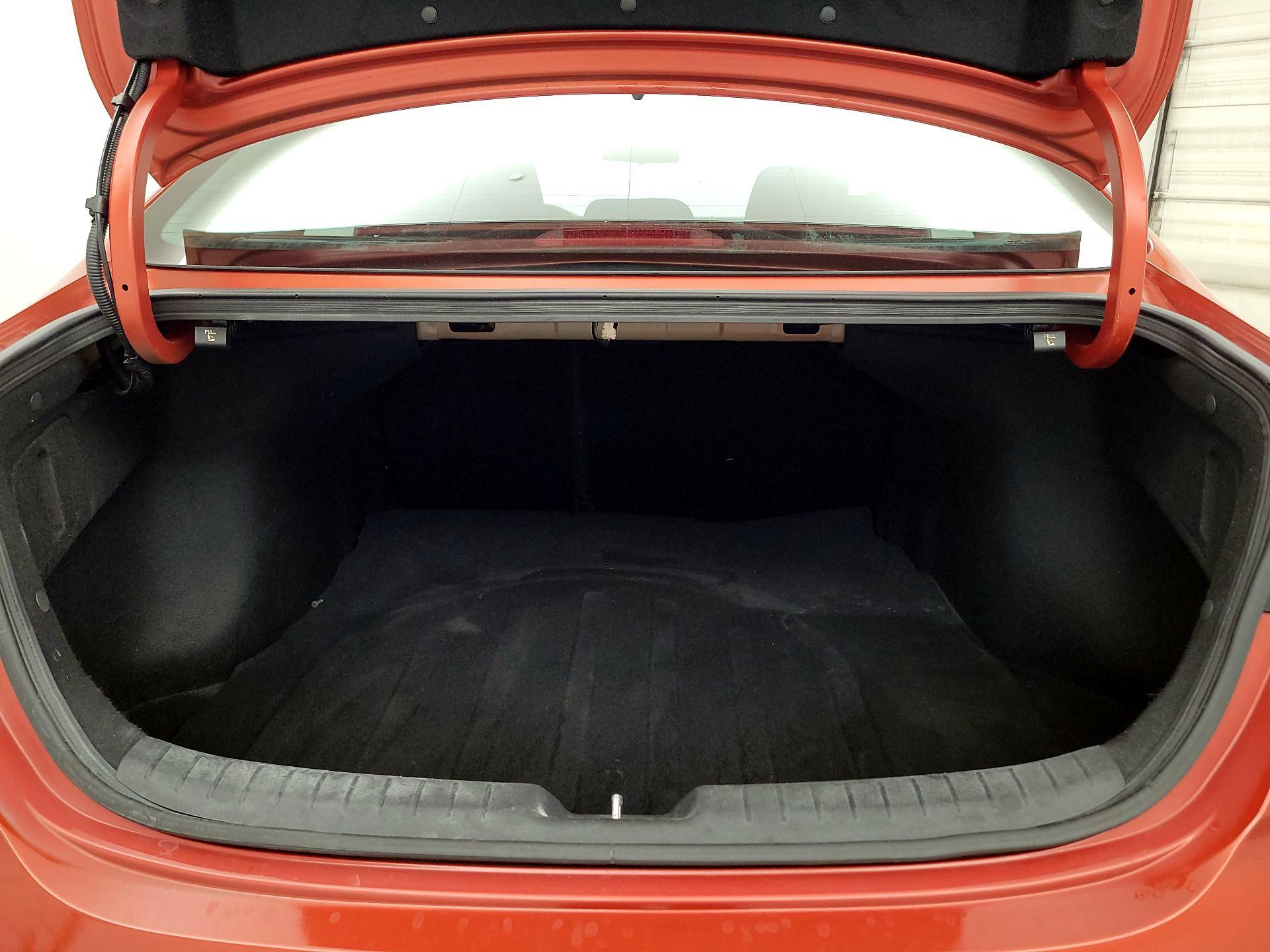 Thumbnail: 2022 Kia Forte - 16