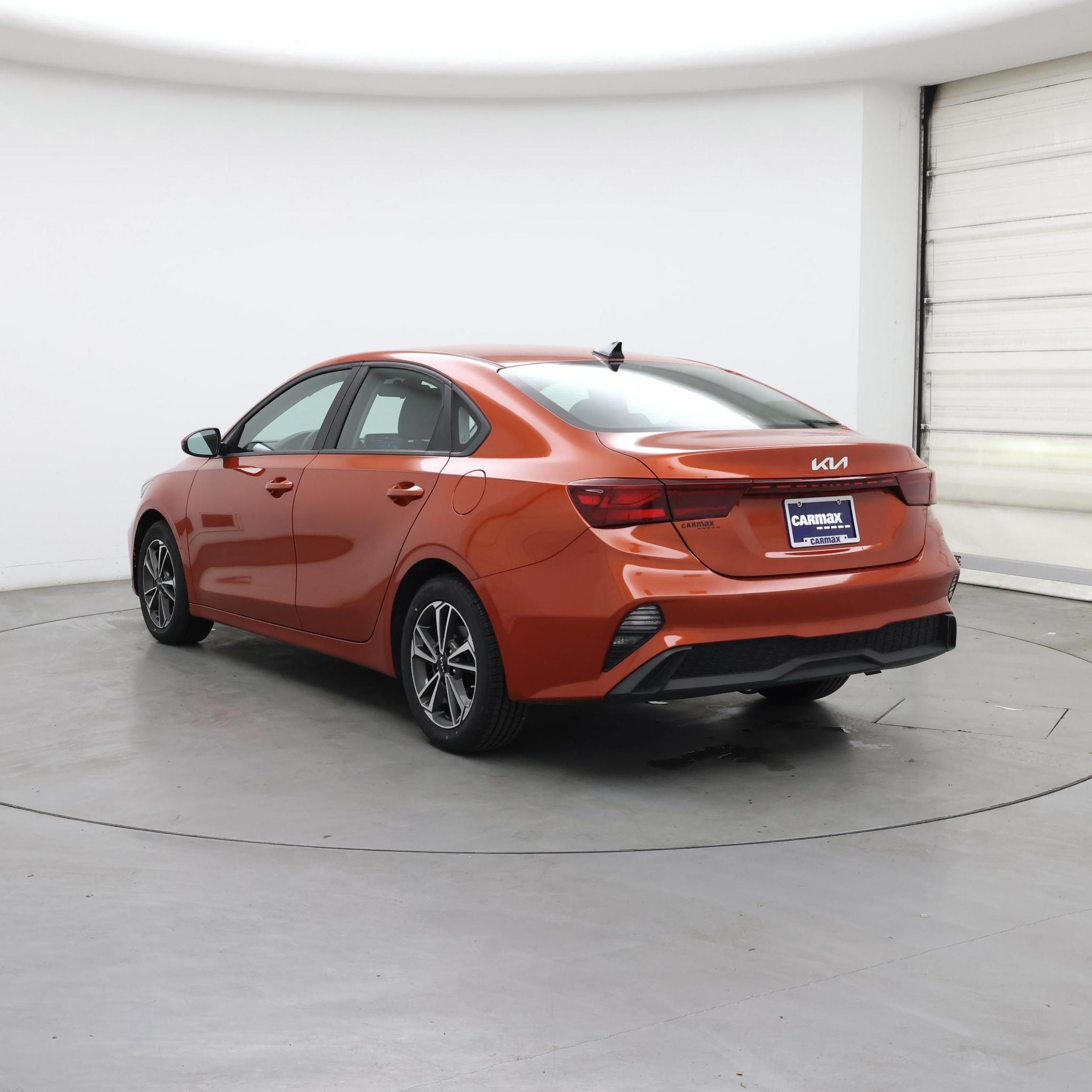 Thumbnail: 2022 Kia Forte - 2