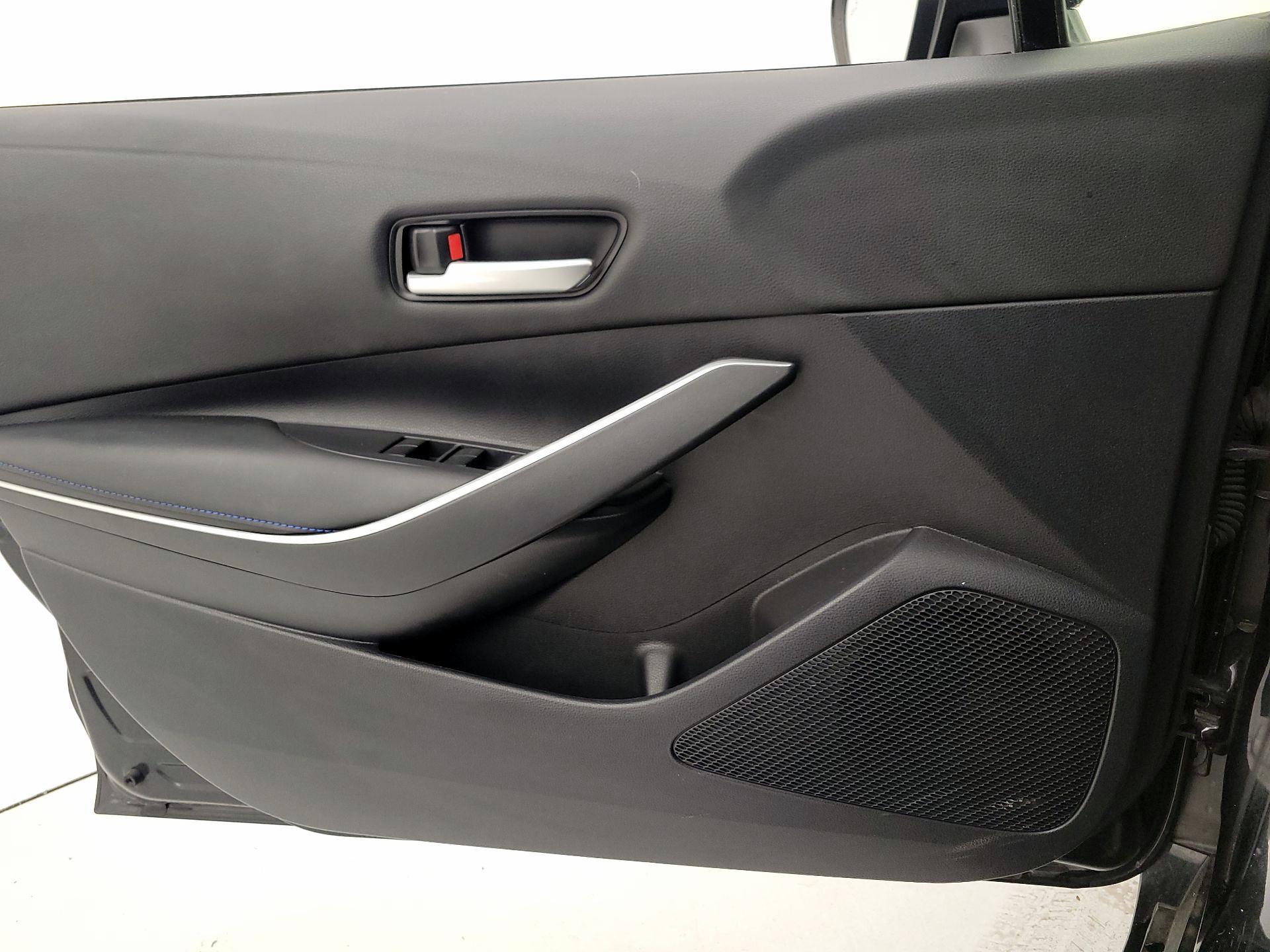 Thumbnail: 2021 Toyota Corolla - 12