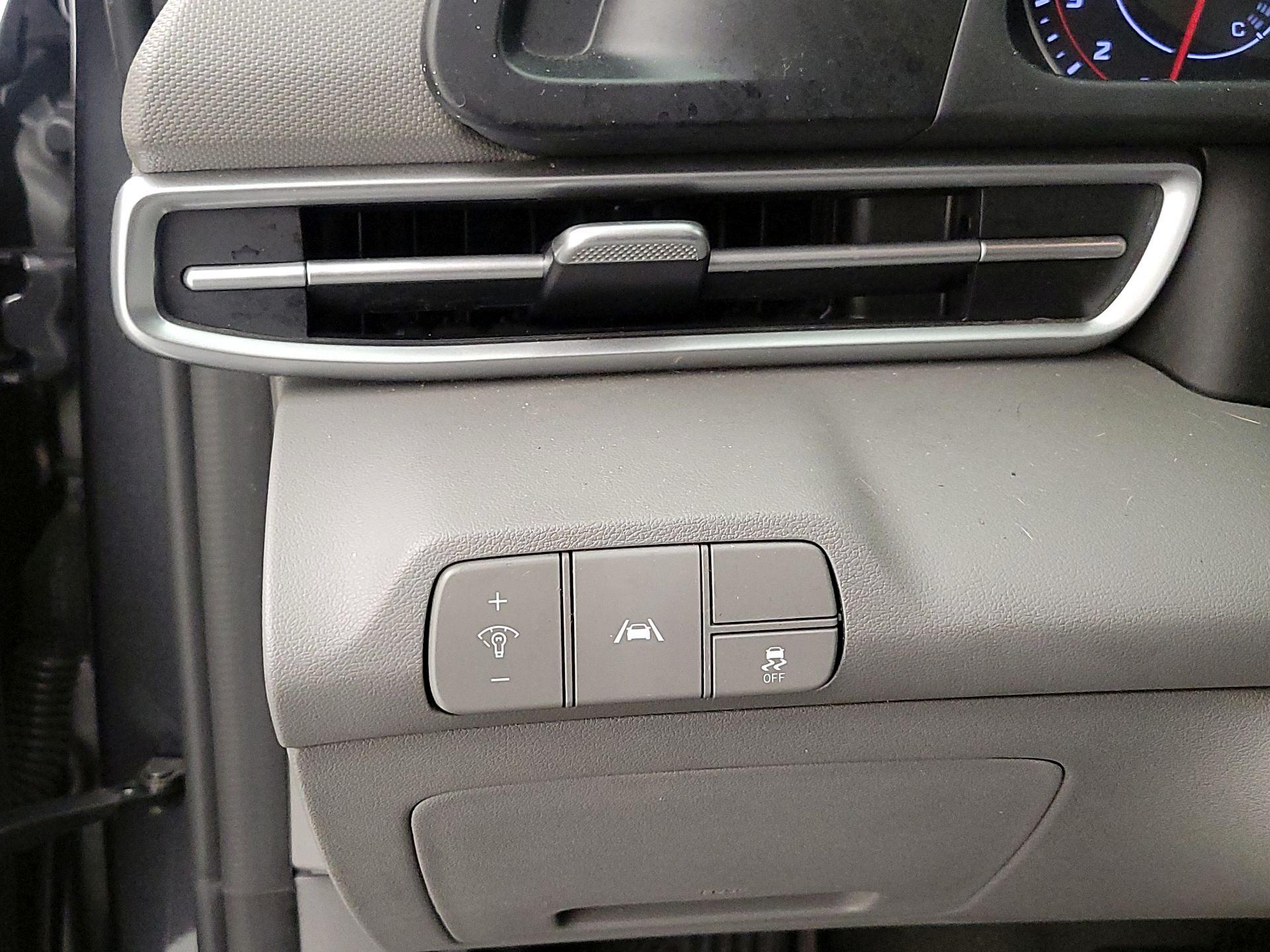 Thumbnail: 2021 Hyundai Elantra - 13