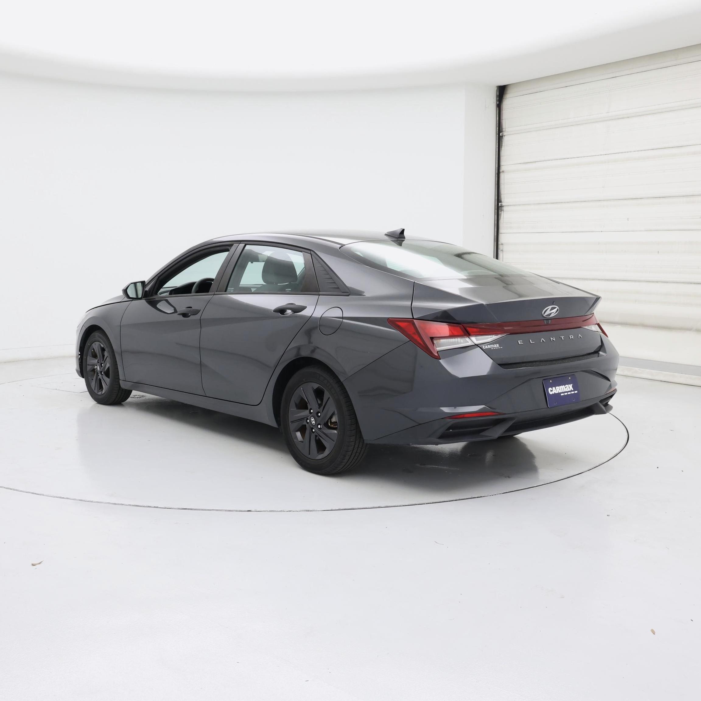 Thumbnail: 2021 Hyundai Elantra - 2