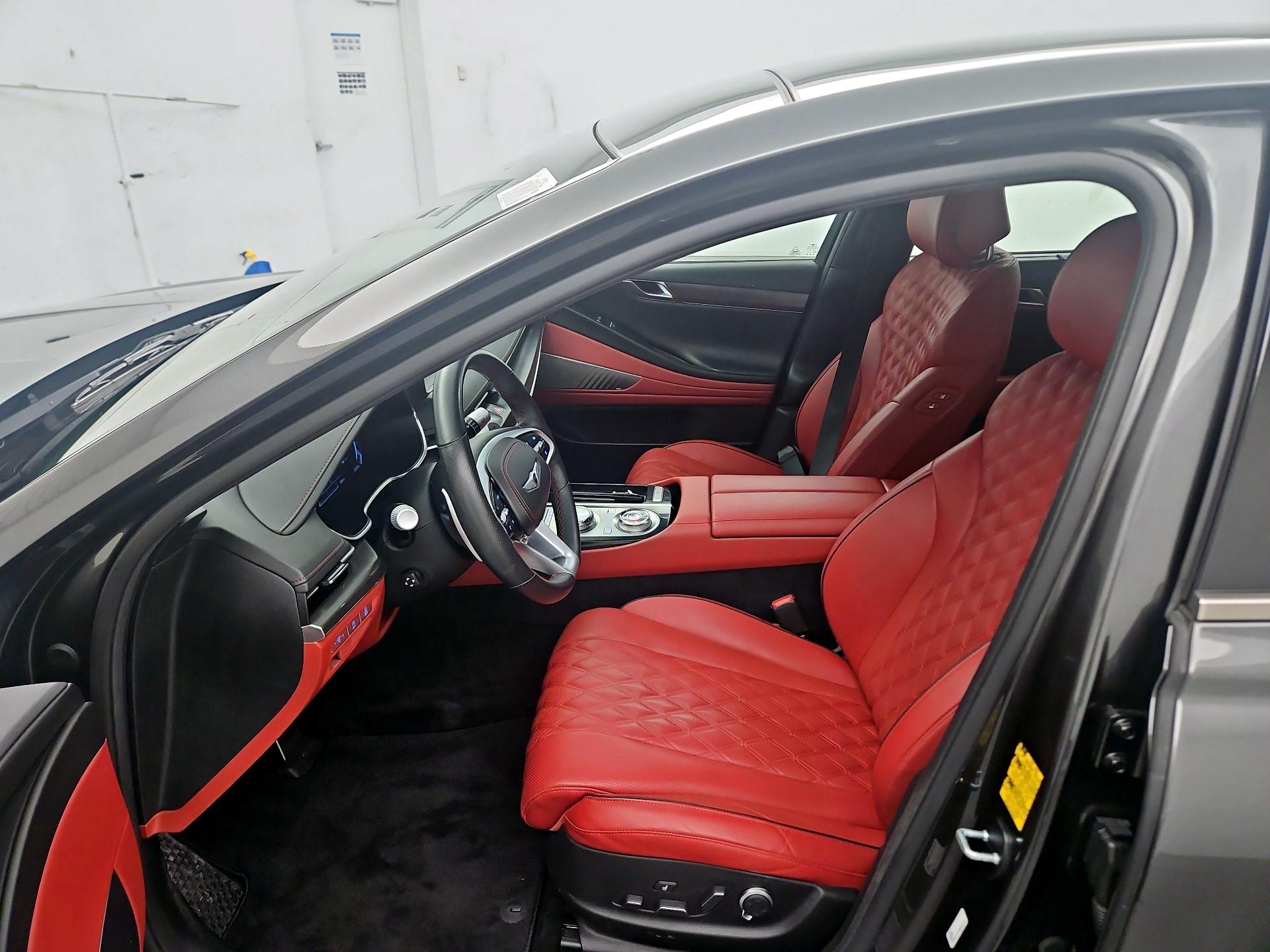 Thumbnail: 2023 Genesis G80 - 11