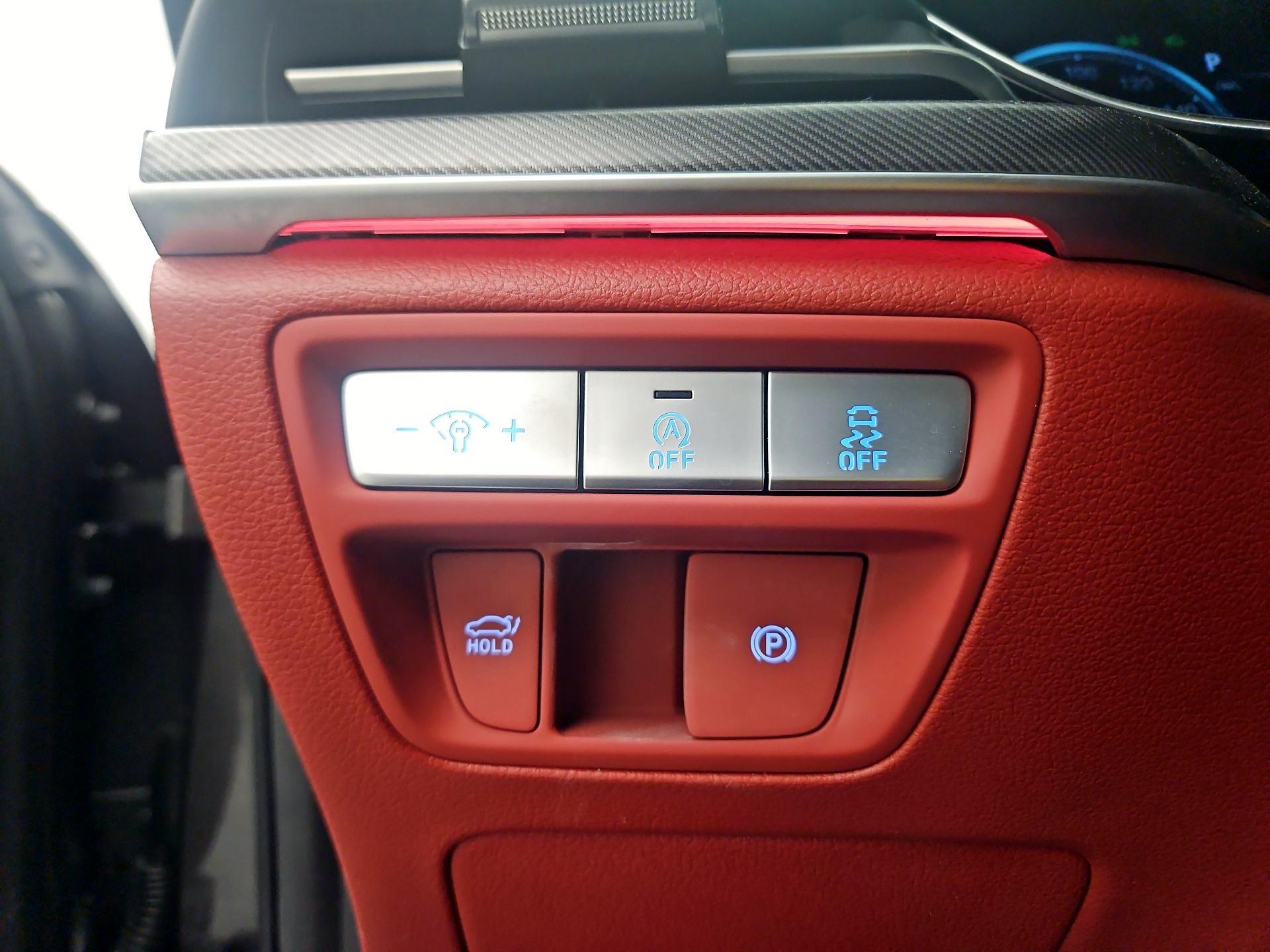 Thumbnail: 2023 Genesis G80 - 13