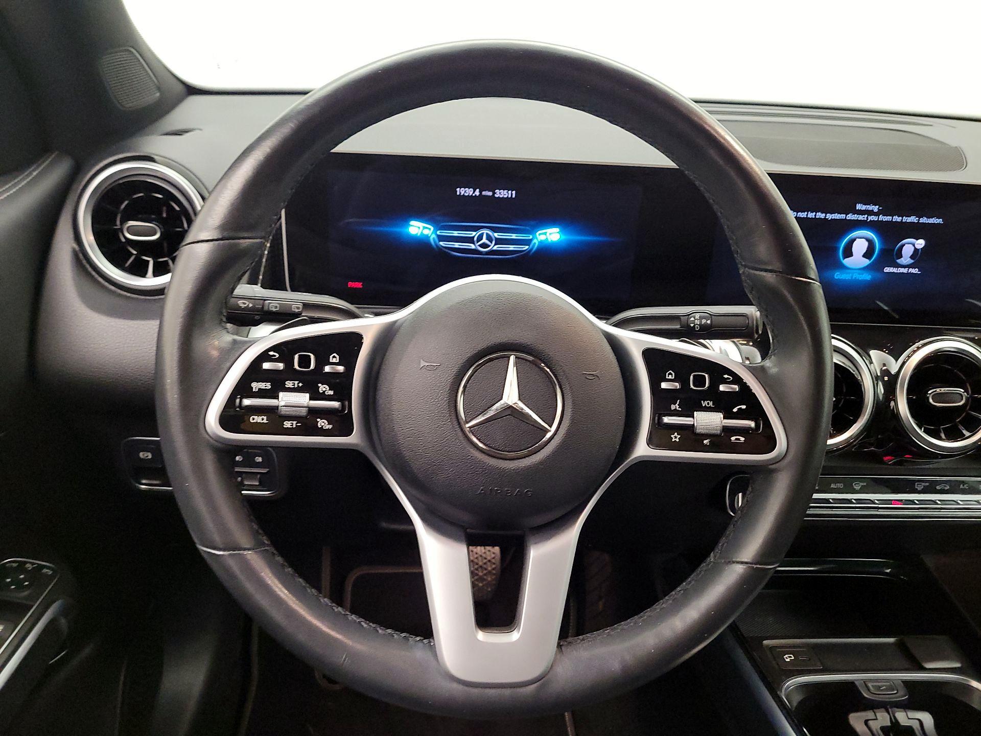 Thumbnail: 2020 Mercedes-Benz GLB - 10