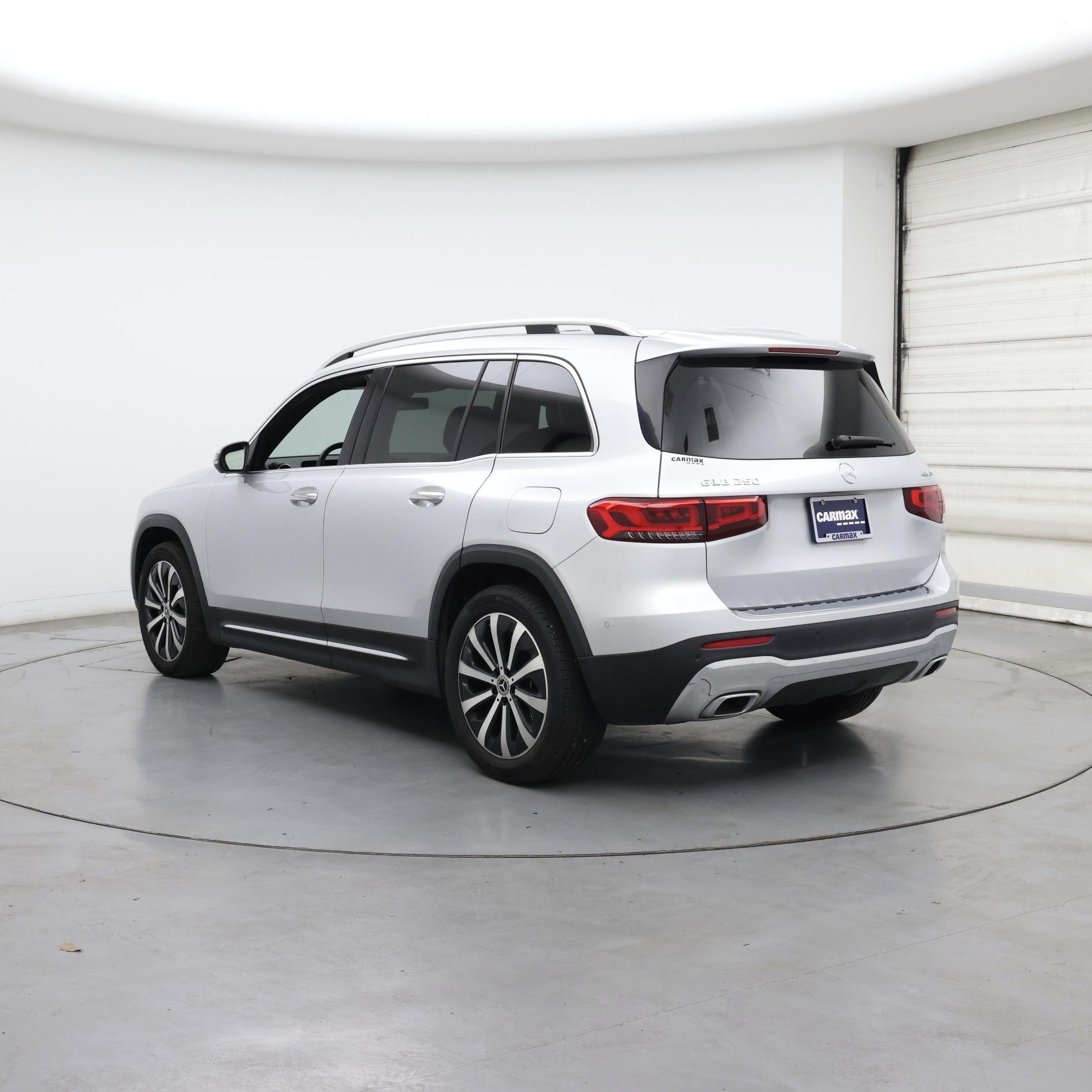 Thumbnail: 2020 Mercedes-Benz GLB - 2