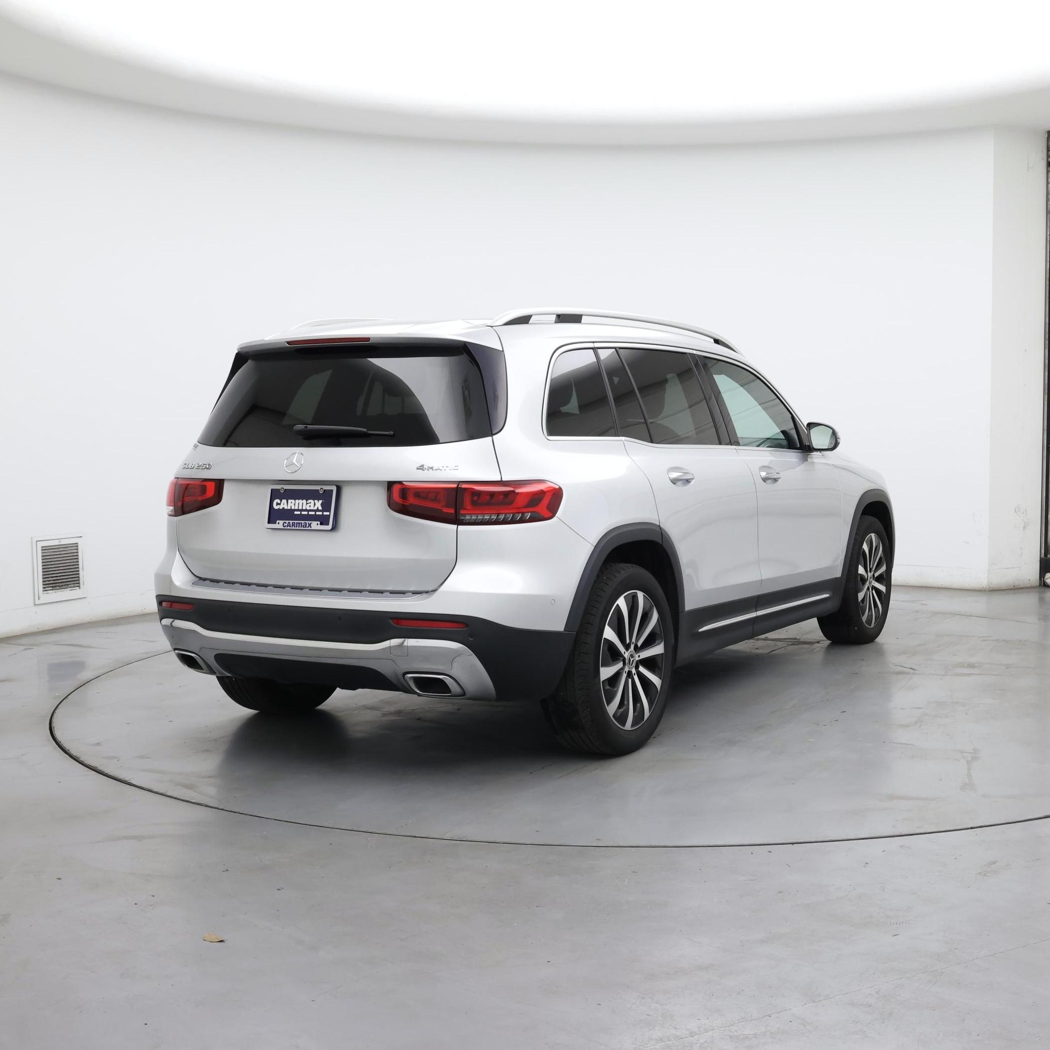 Thumbnail: 2020 Mercedes-Benz GLB - 8