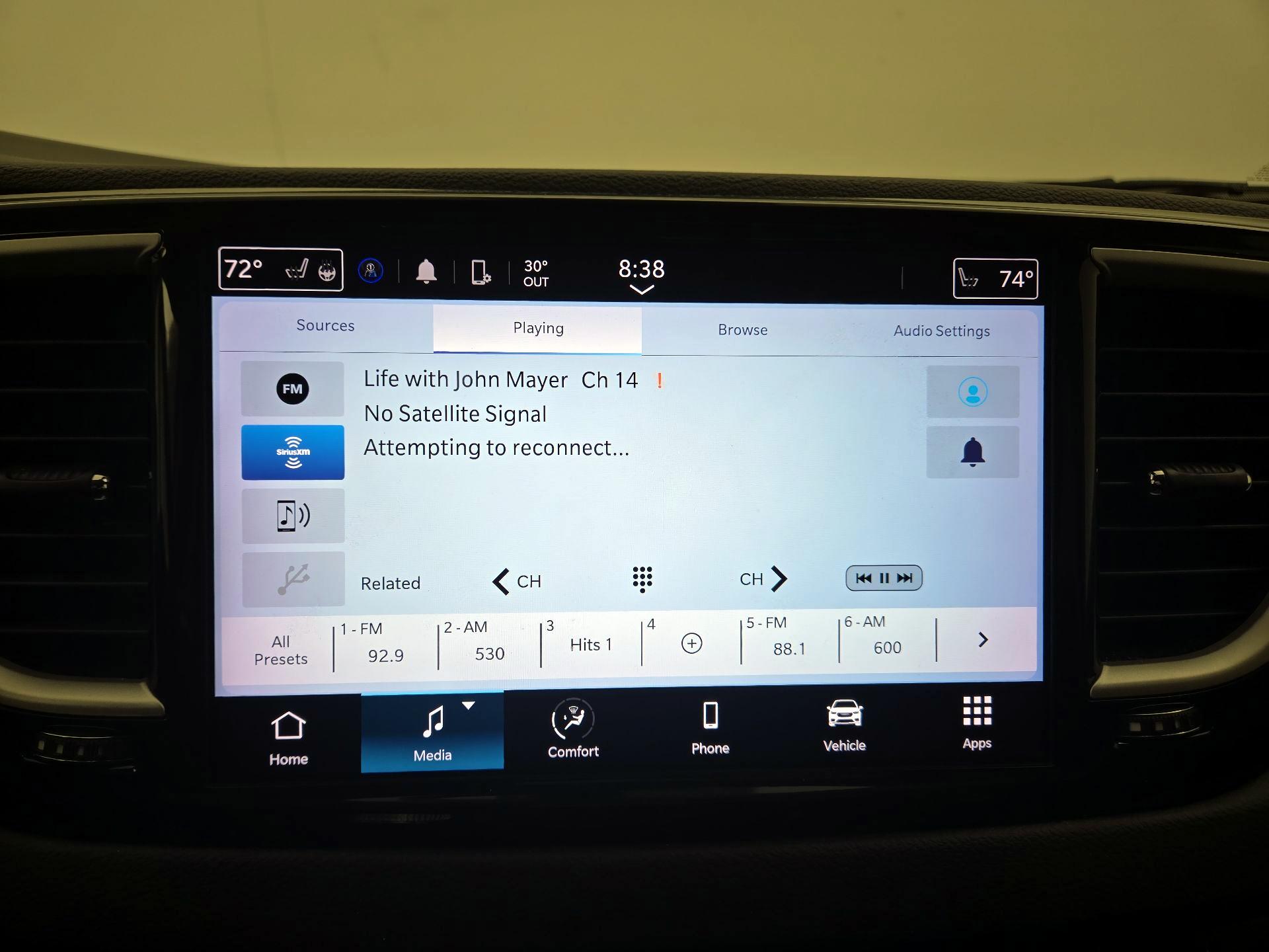 Thumbnail: 2023 Chrysler Pacifica - 15