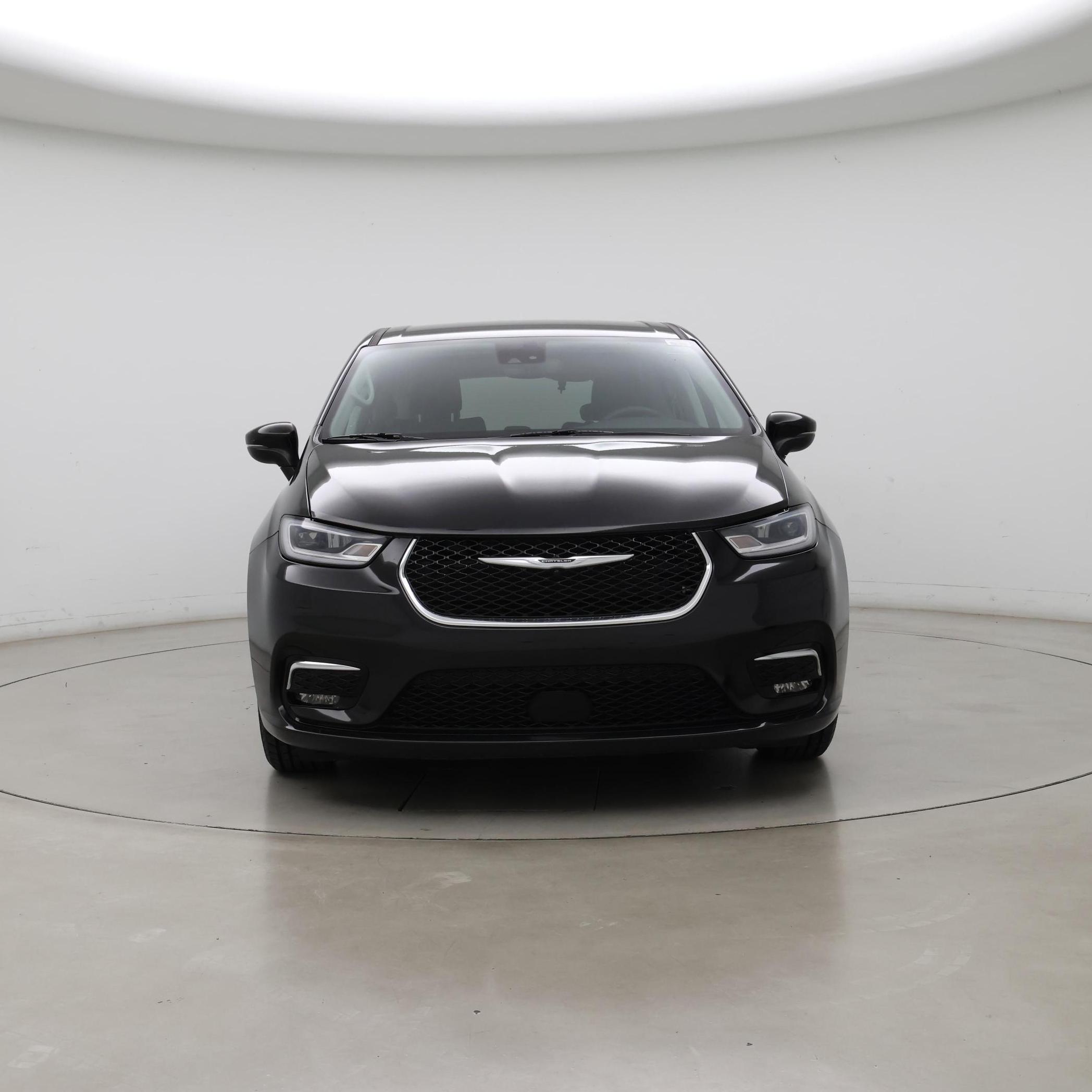 Thumbnail: 2023 Chrysler Pacifica - 5