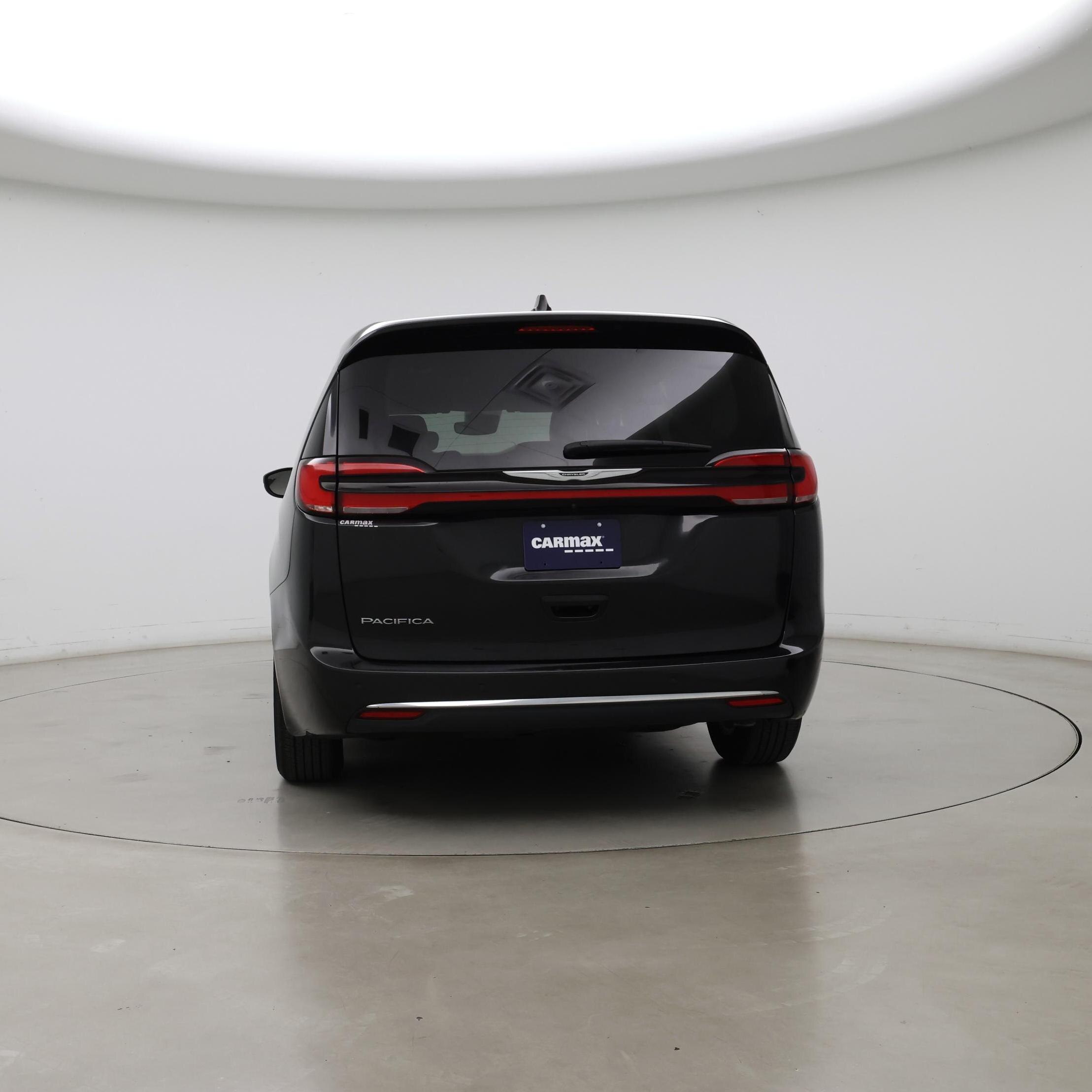 Thumbnail: 2023 Chrysler Pacifica - 6