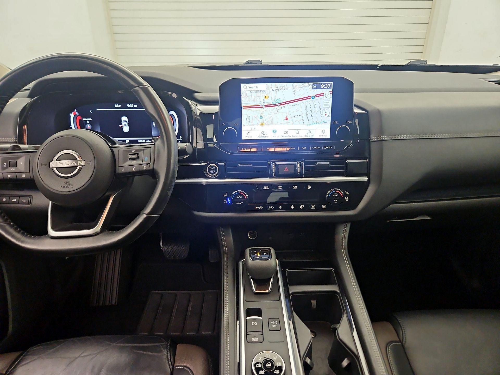 Thumbnail: 2023 Nissan Pathfinder - 9