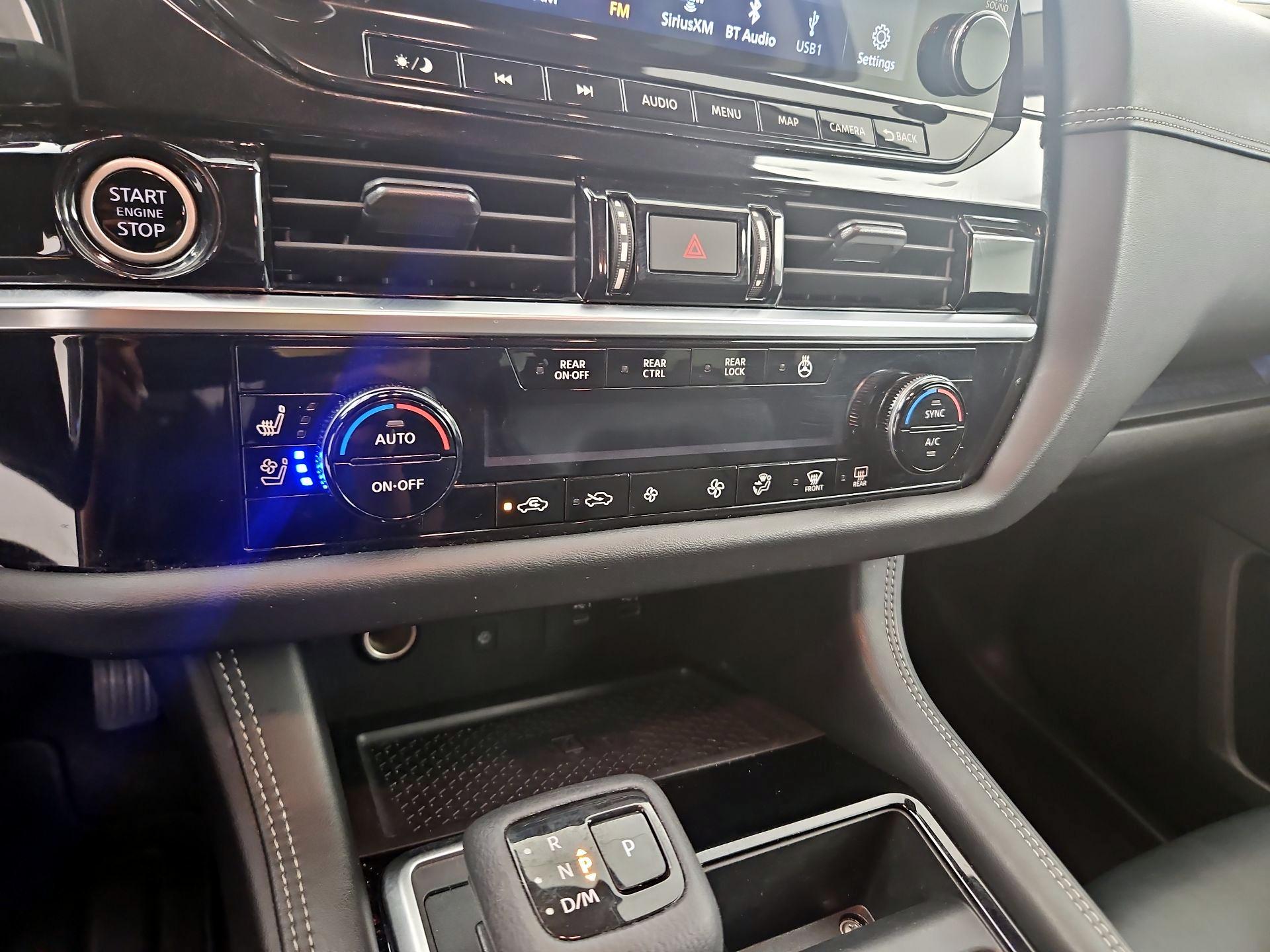 Thumbnail: 2023 Nissan Pathfinder - 17