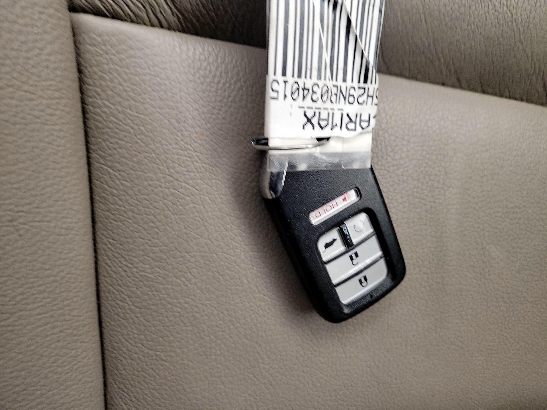 Thumbnail: 2022 Honda Pilot - 19