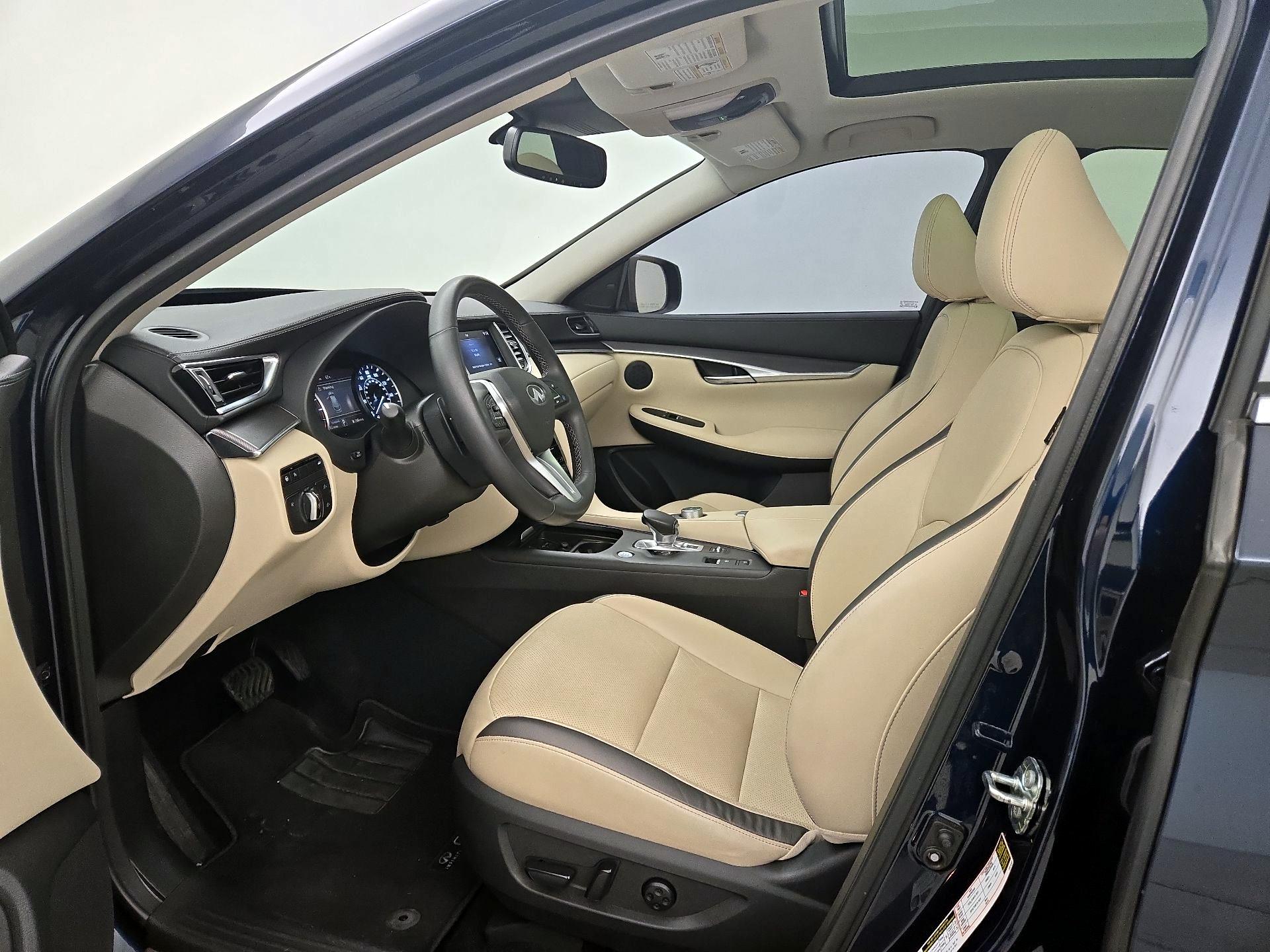 Thumbnail: 2022 INFINITI QX50 - 11