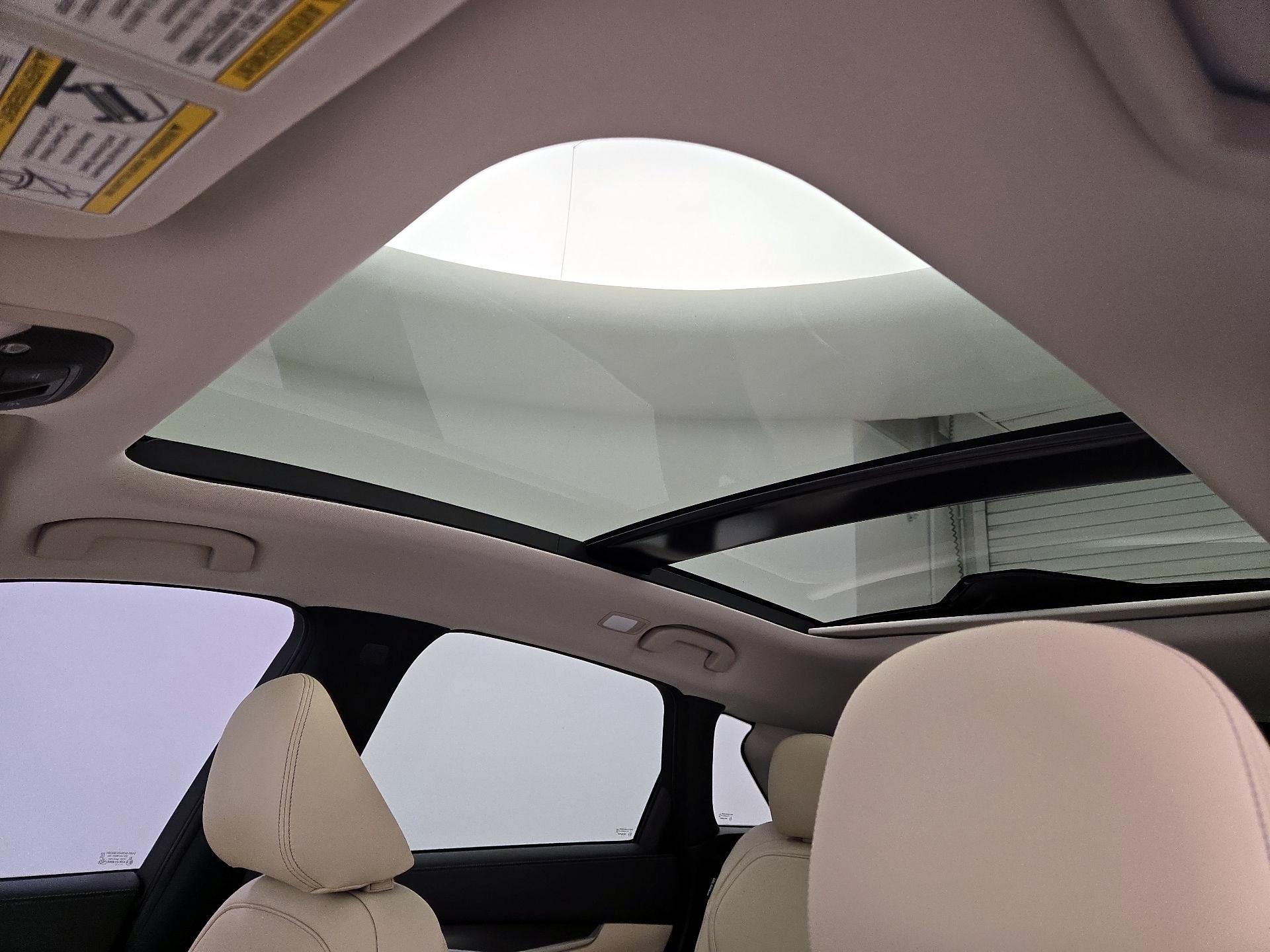 Thumbnail: 2022 INFINITI QX50 - 19