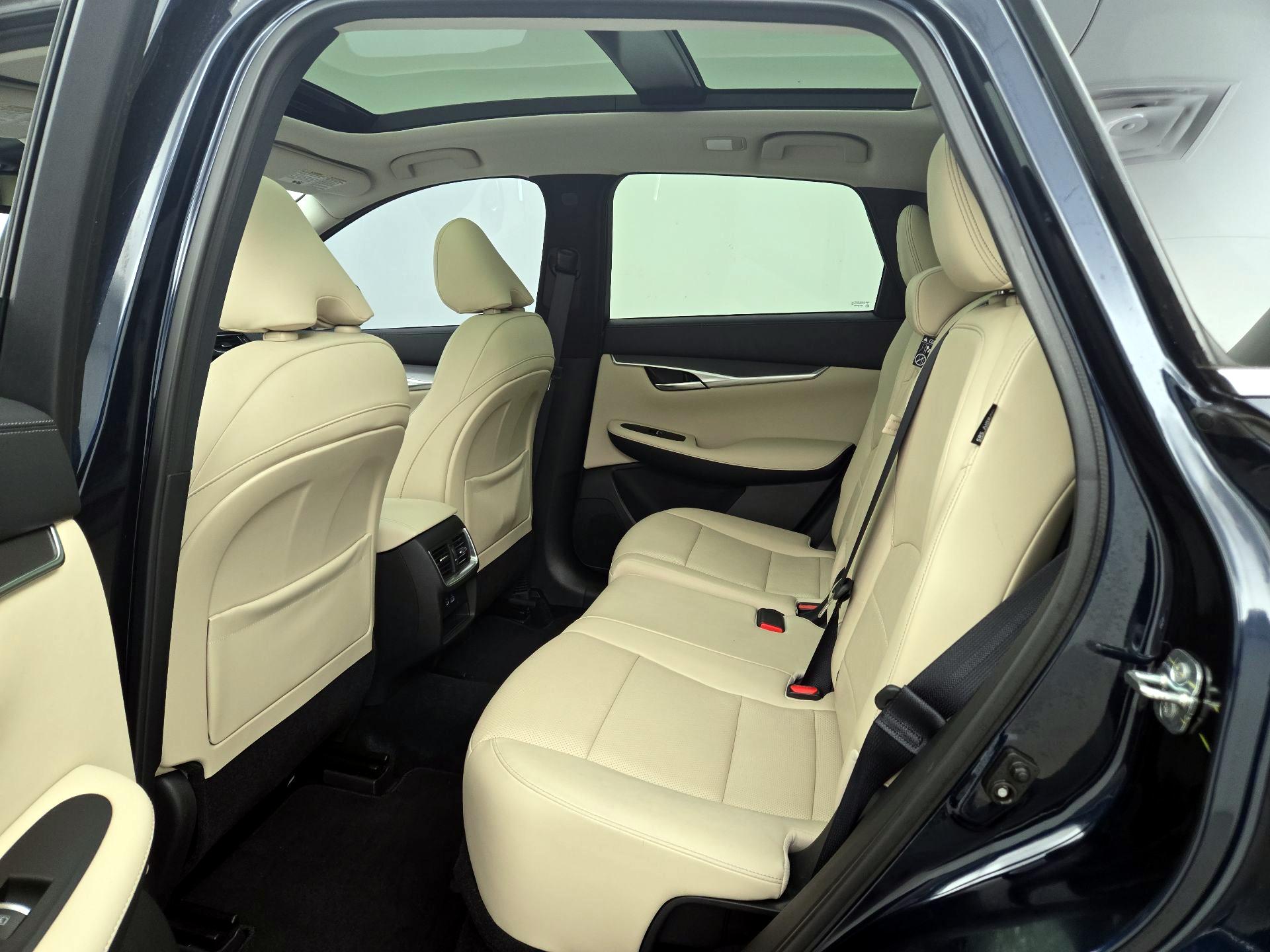 Thumbnail: 2022 INFINITI QX50 - 20