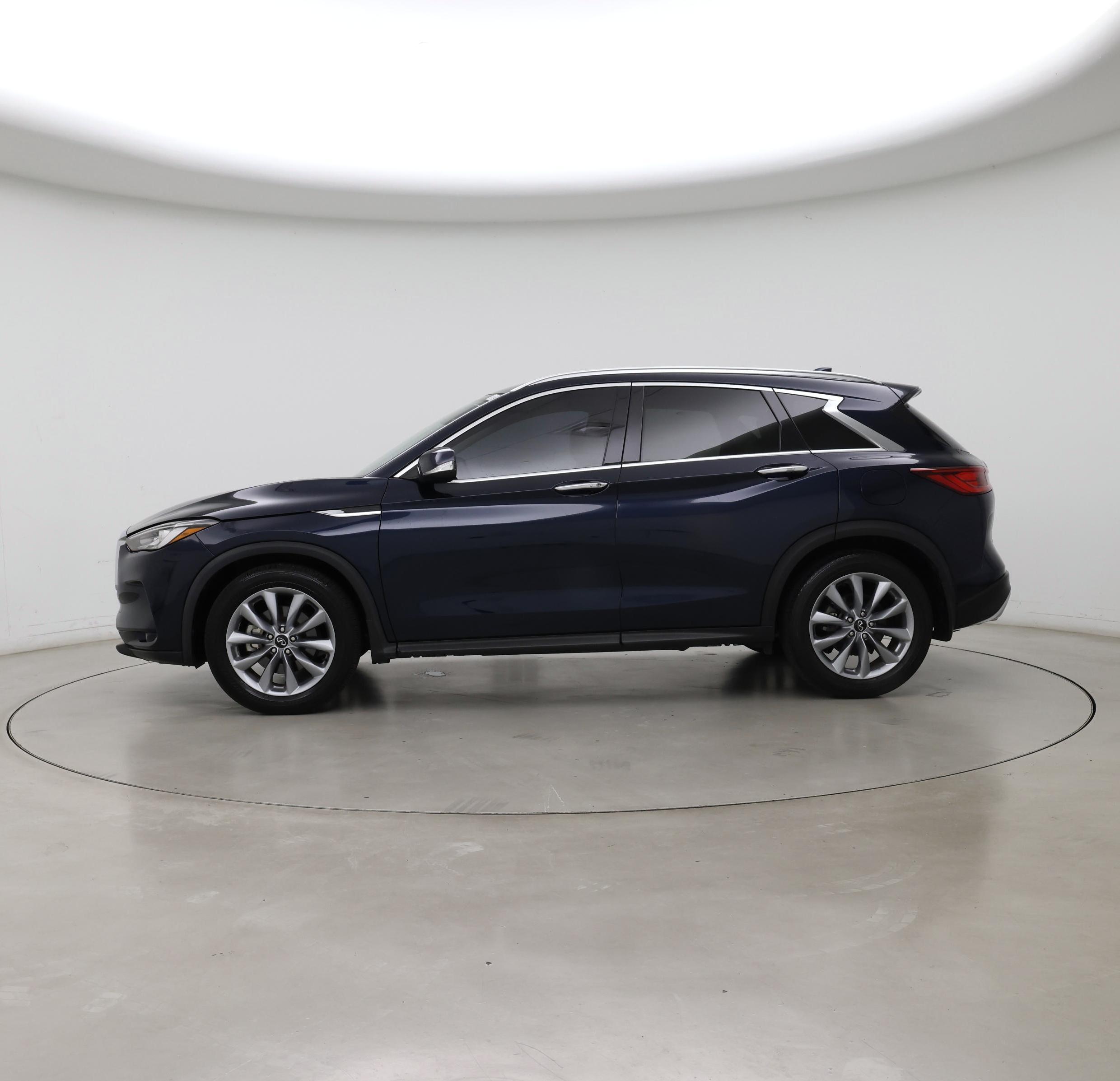 Thumbnail: 2022 INFINITI QX50 - 3