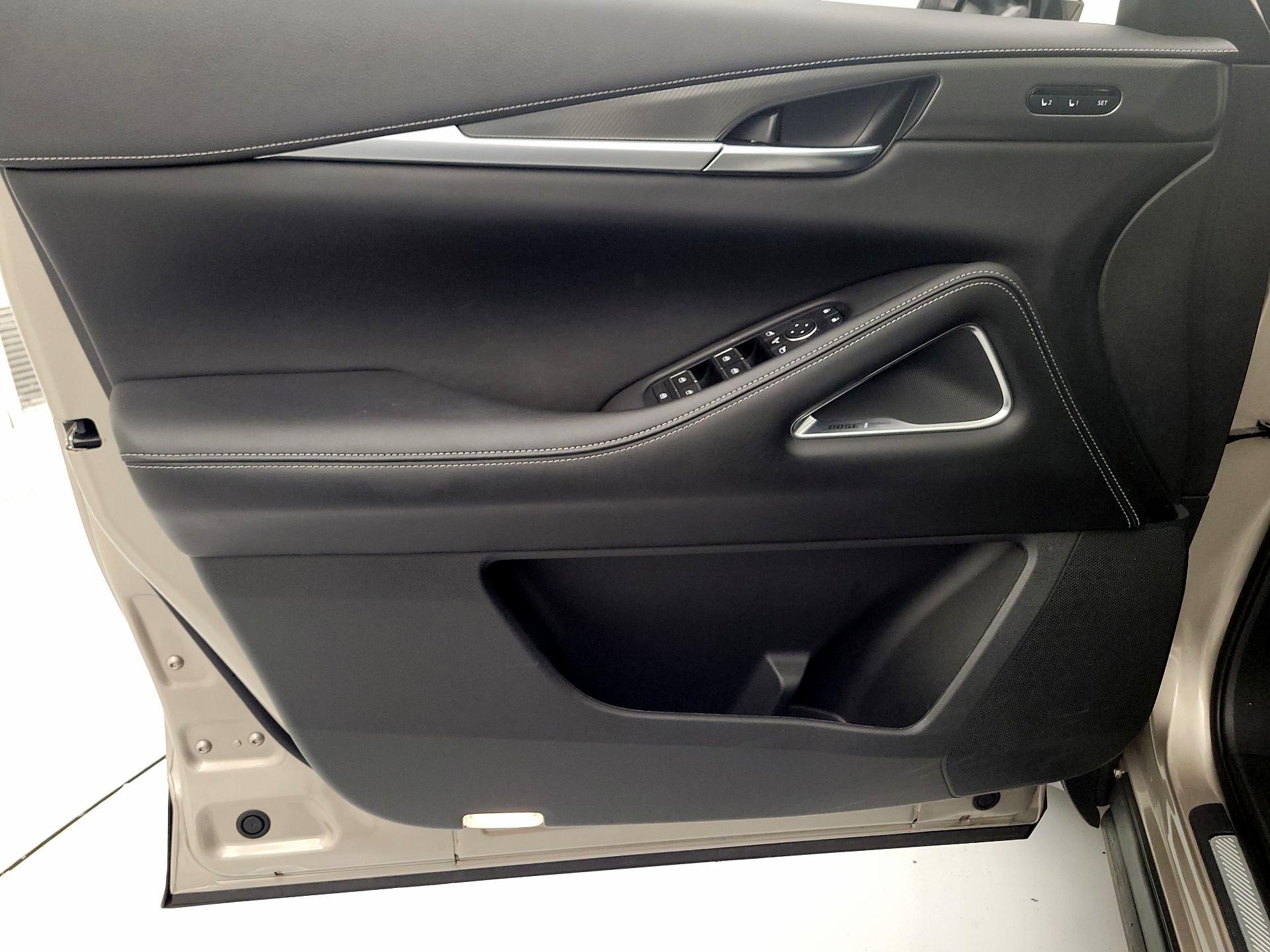 Thumbnail: 2023 INFINITI QX60 - 12